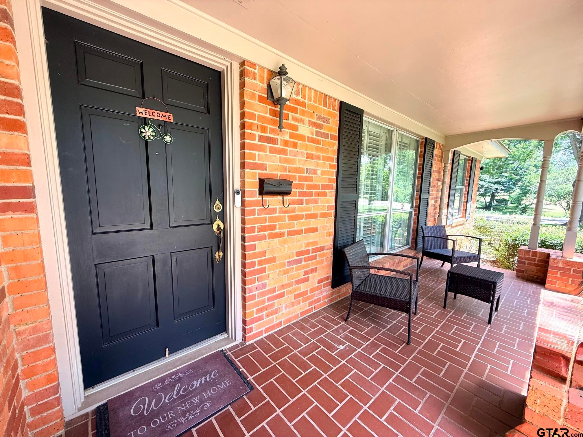 926 Circle Dr.