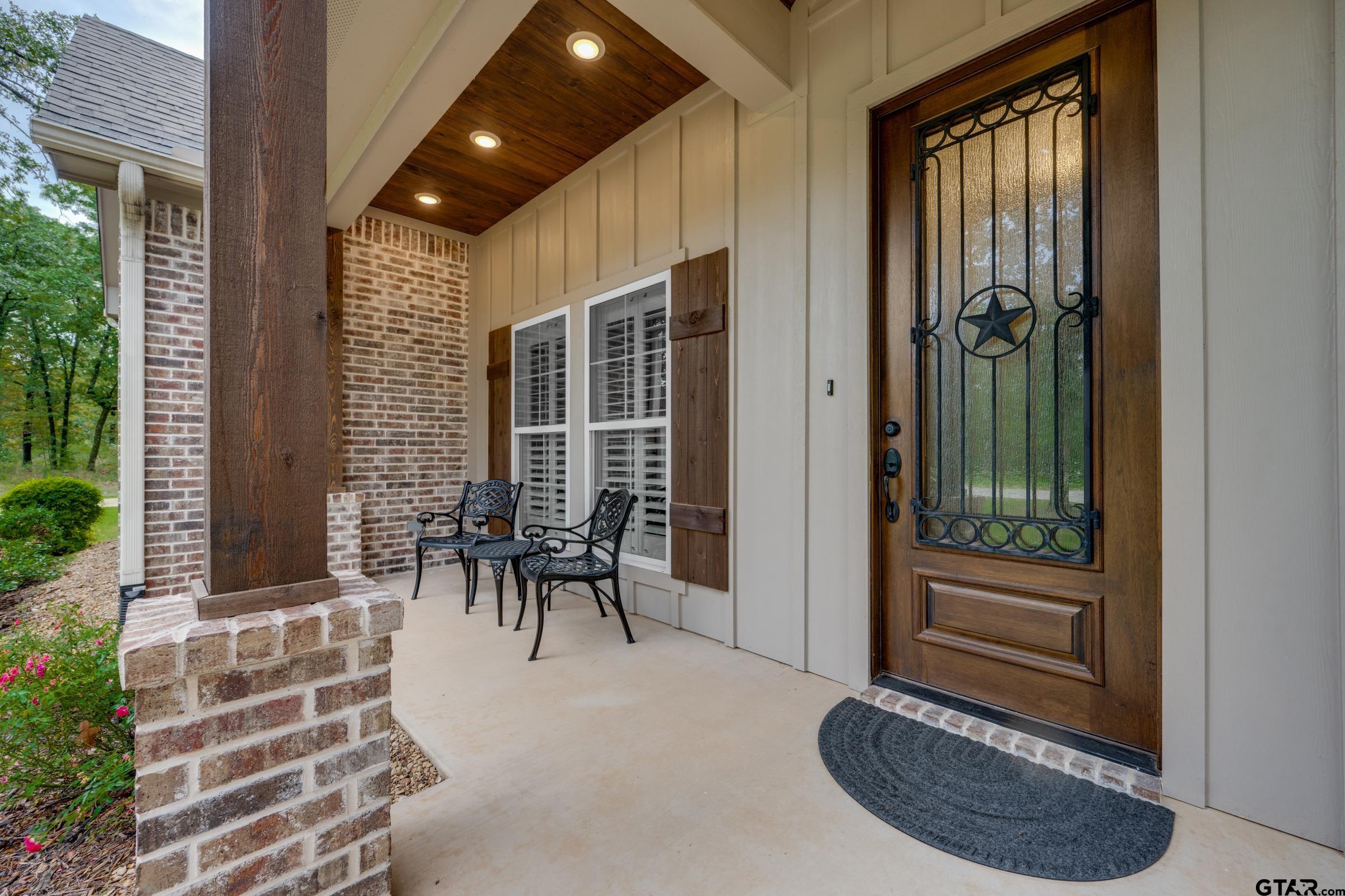 3113 SHADOW PINE DR