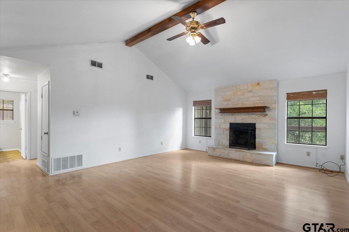2615 Shady Bluff