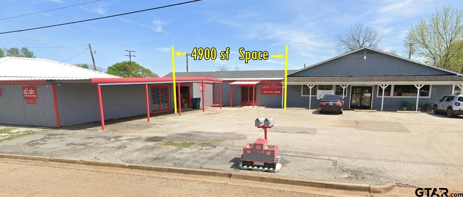 706 N Perry St