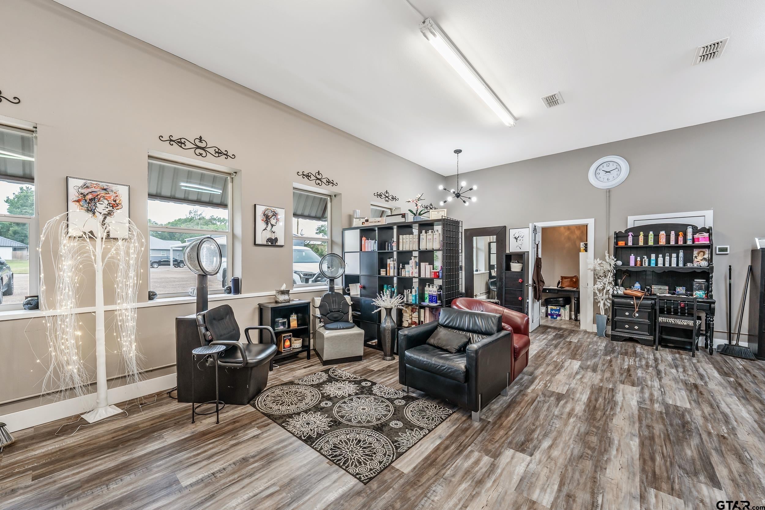 406 W Blair St.
