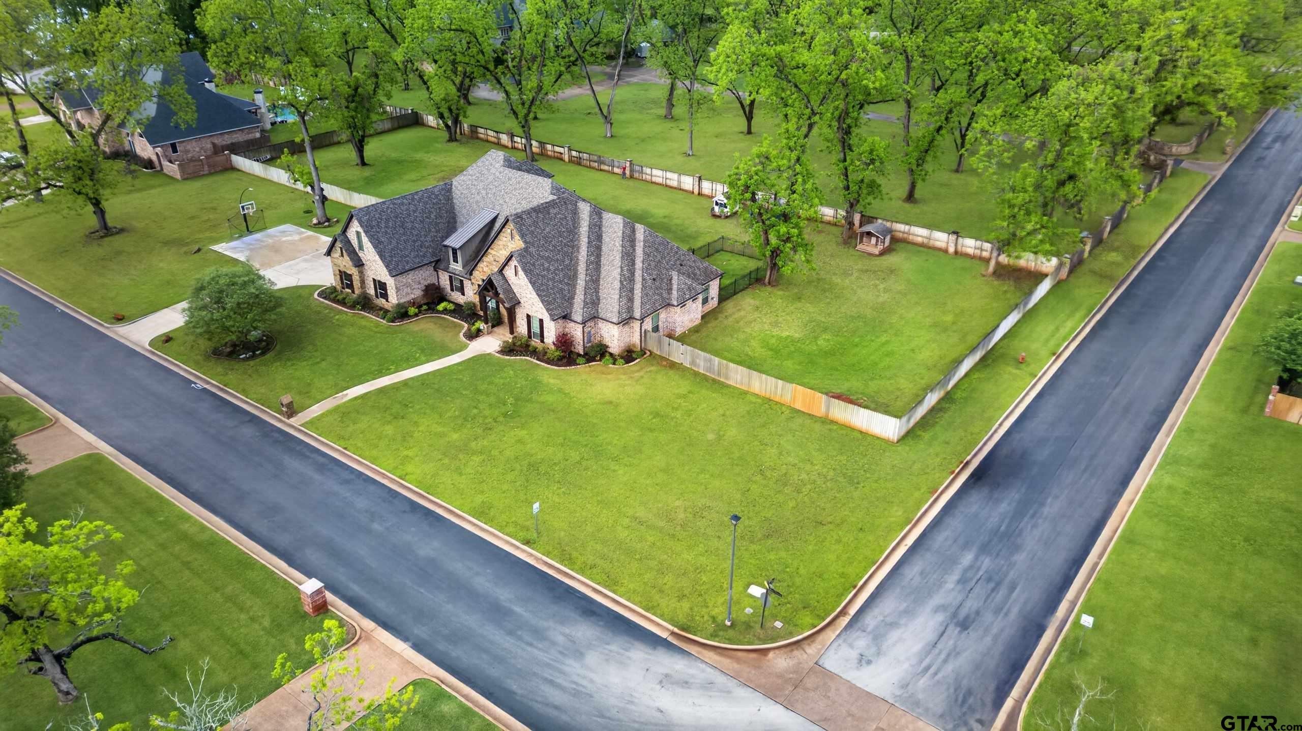 314 Hines Crossing