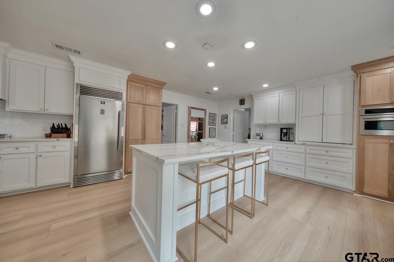 203 Texas Dr