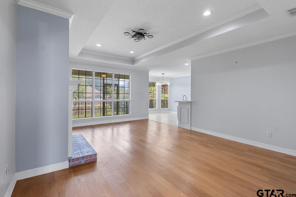 3418 Iberville