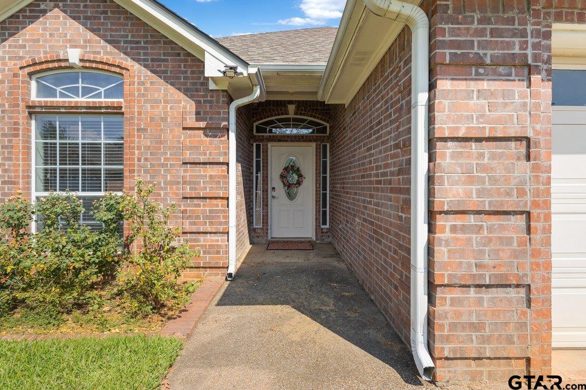 3418 Iberville