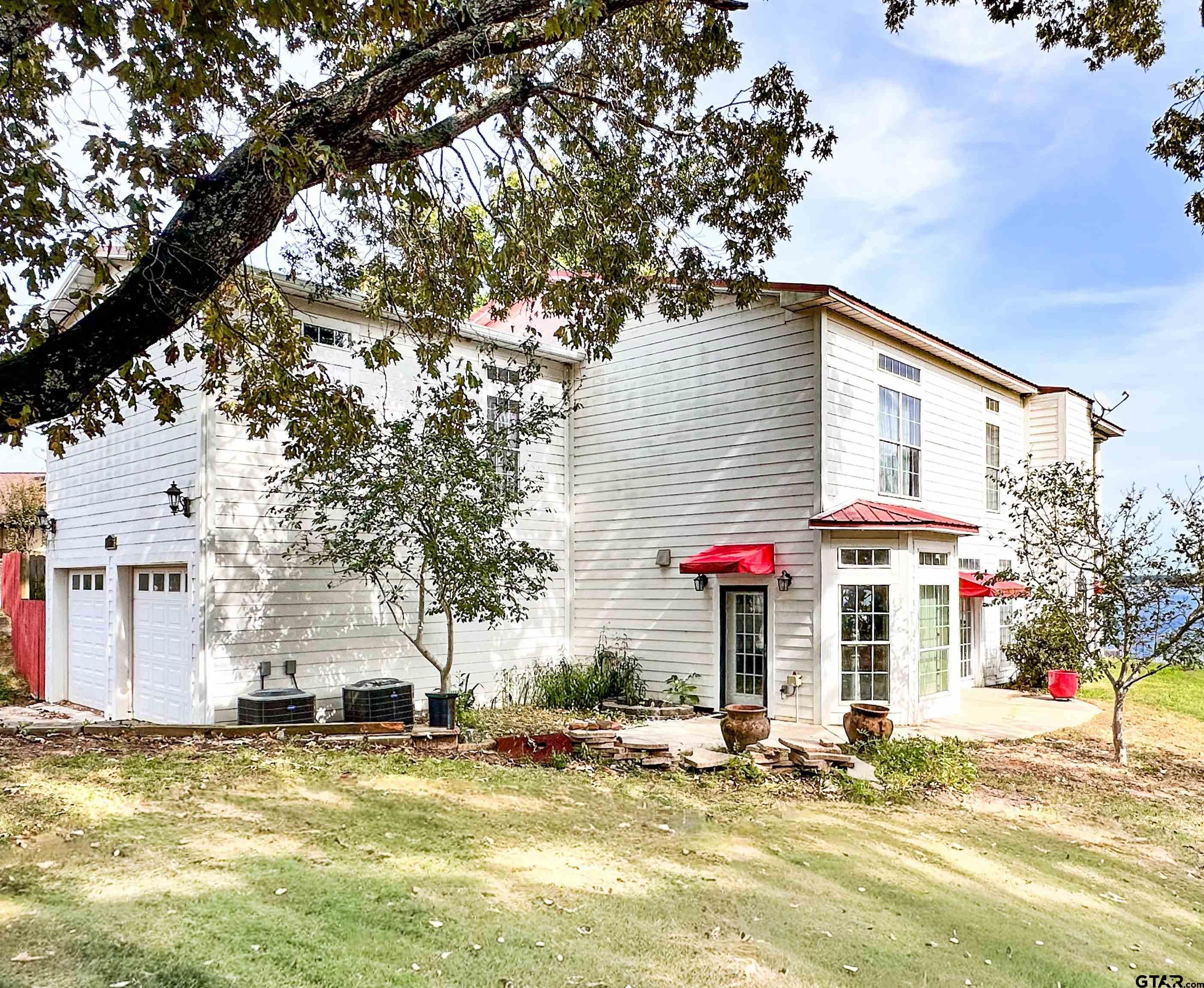 10637 Circle Point