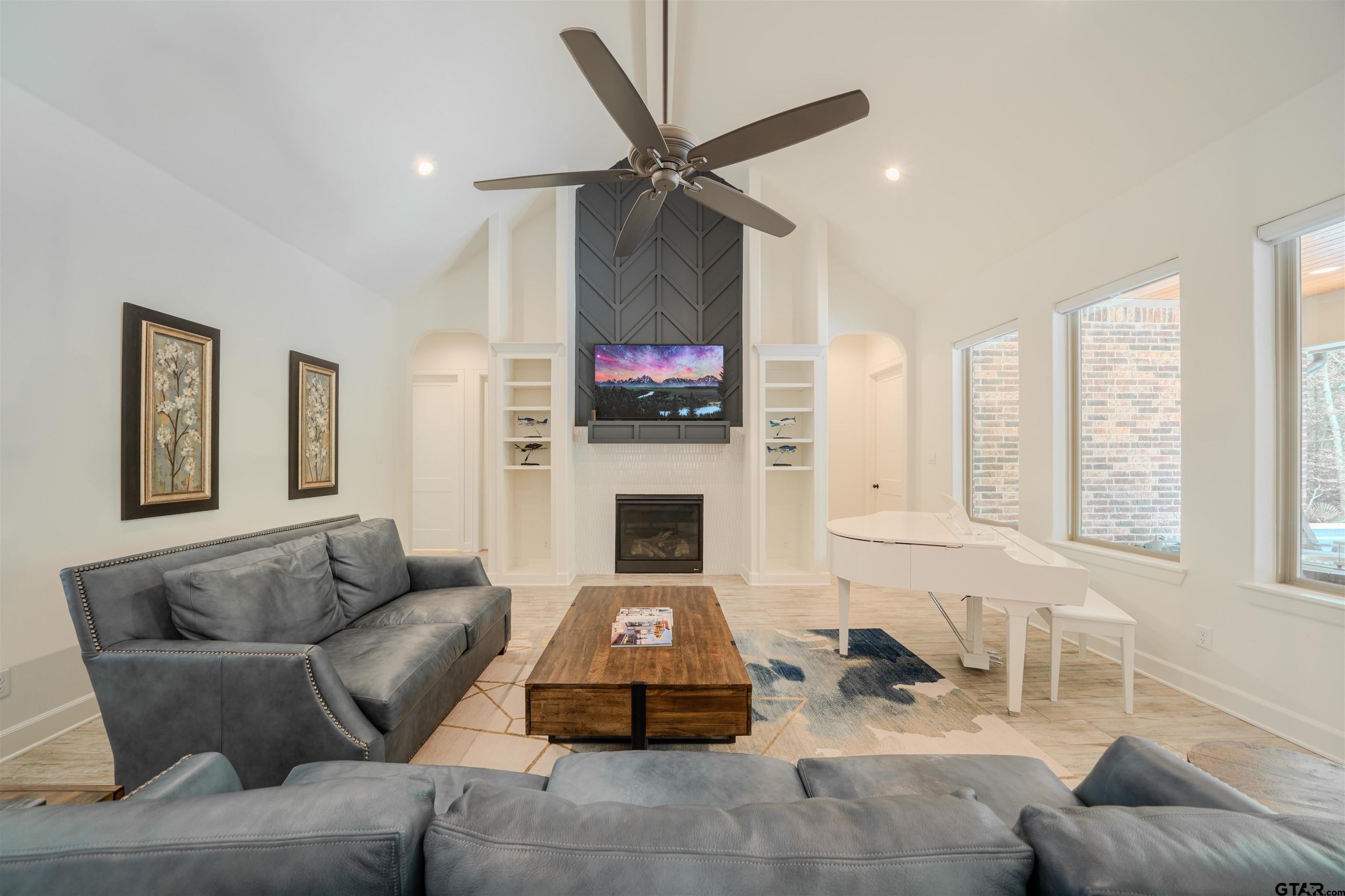 511 Lost Creek