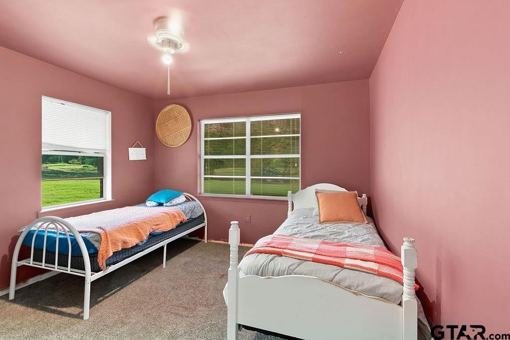 106 Mockingbird Ln