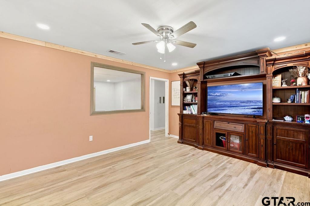 106 Mockingbird Ln