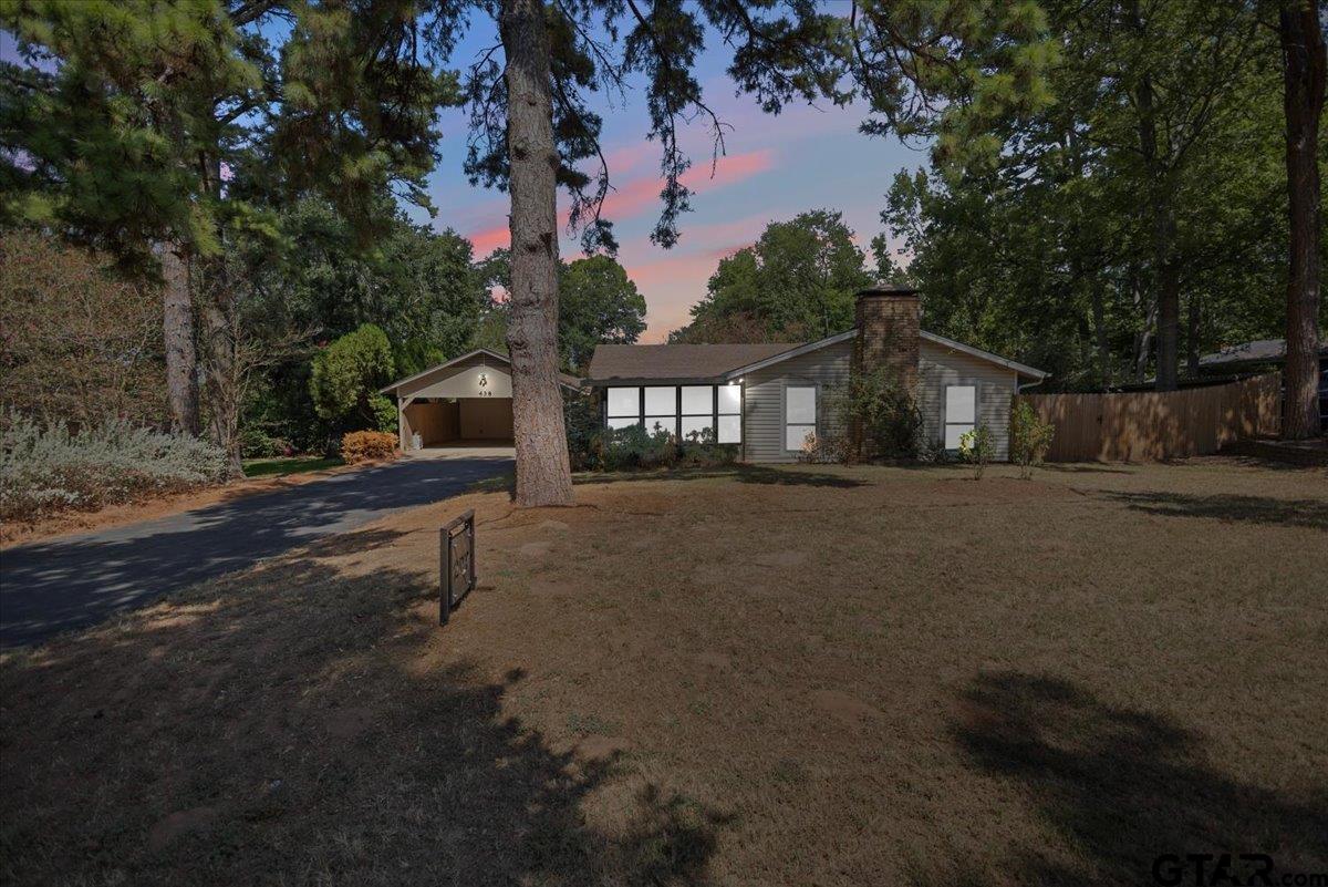 207 Grass Knoll Drive