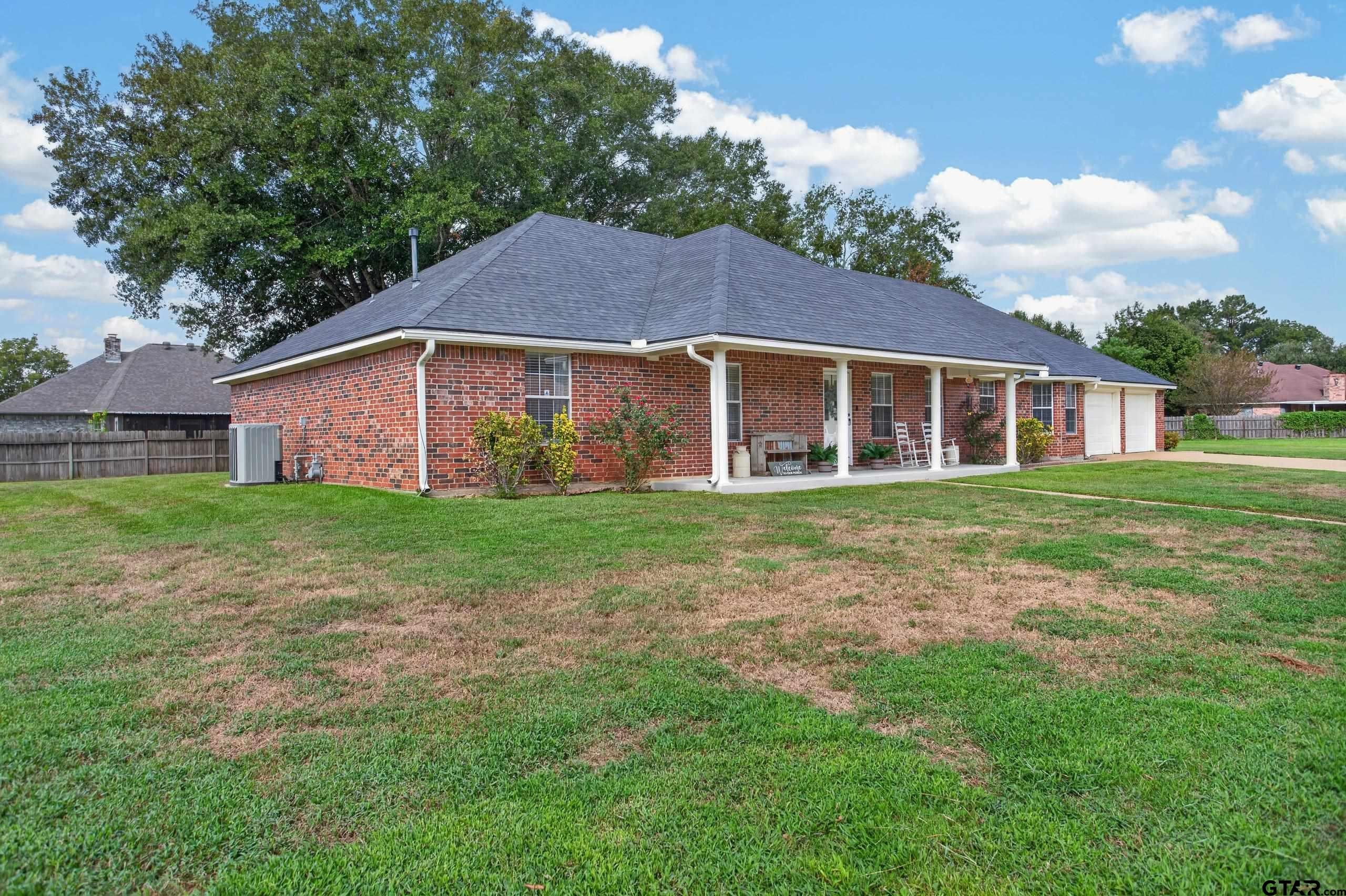 1307 Mary Lee Lane