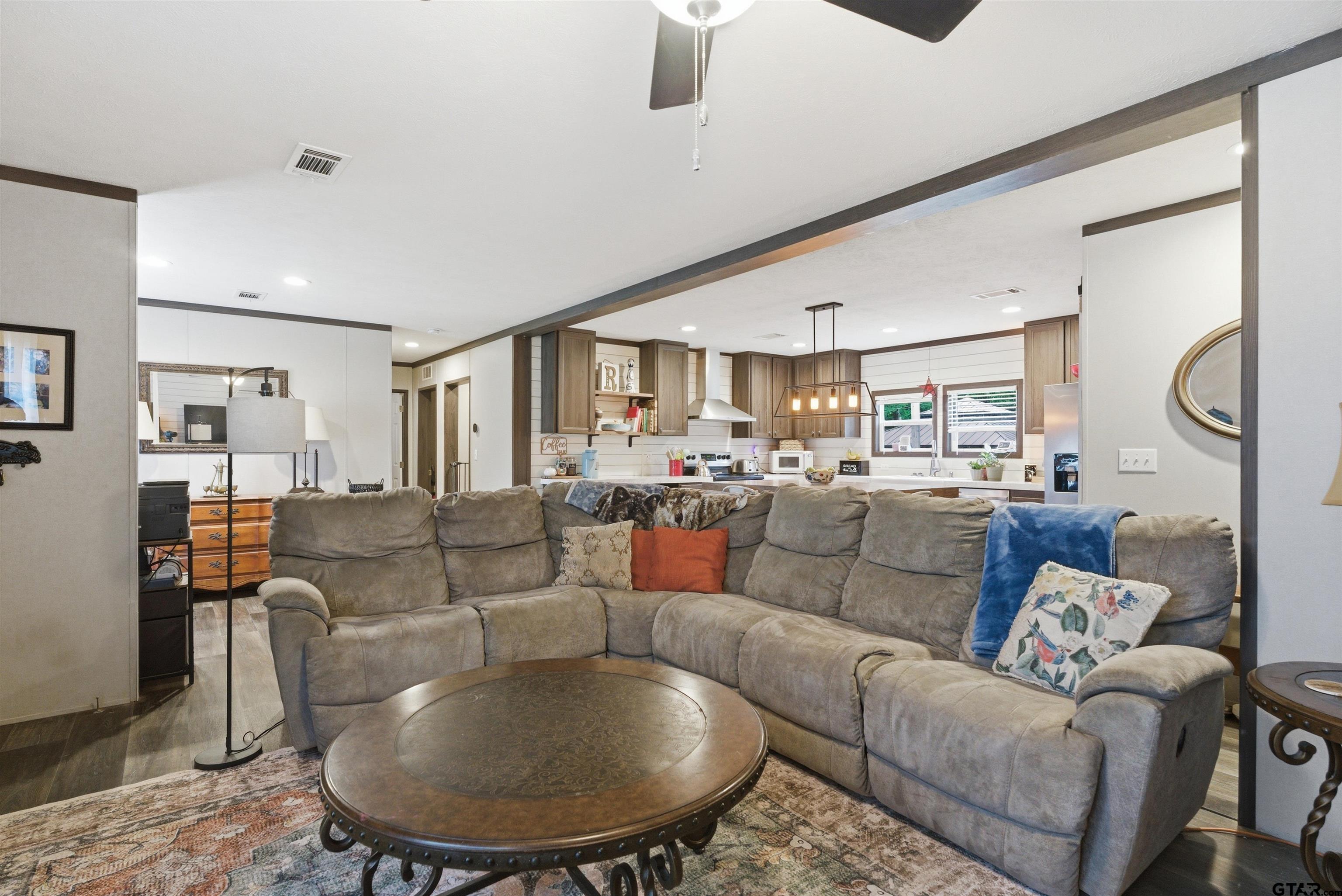 11207 County Road 2183