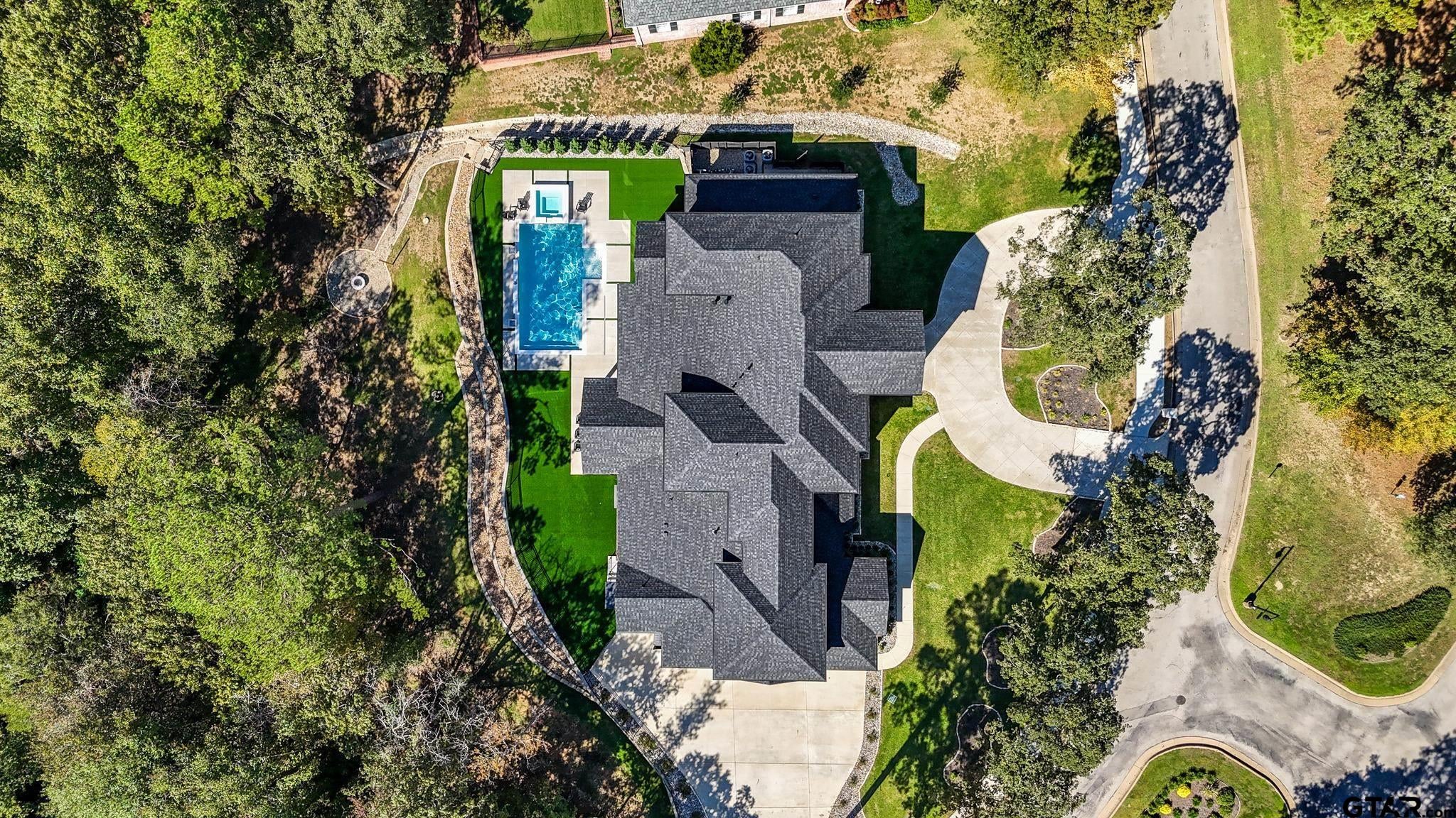 3030 Stonegate Blvd