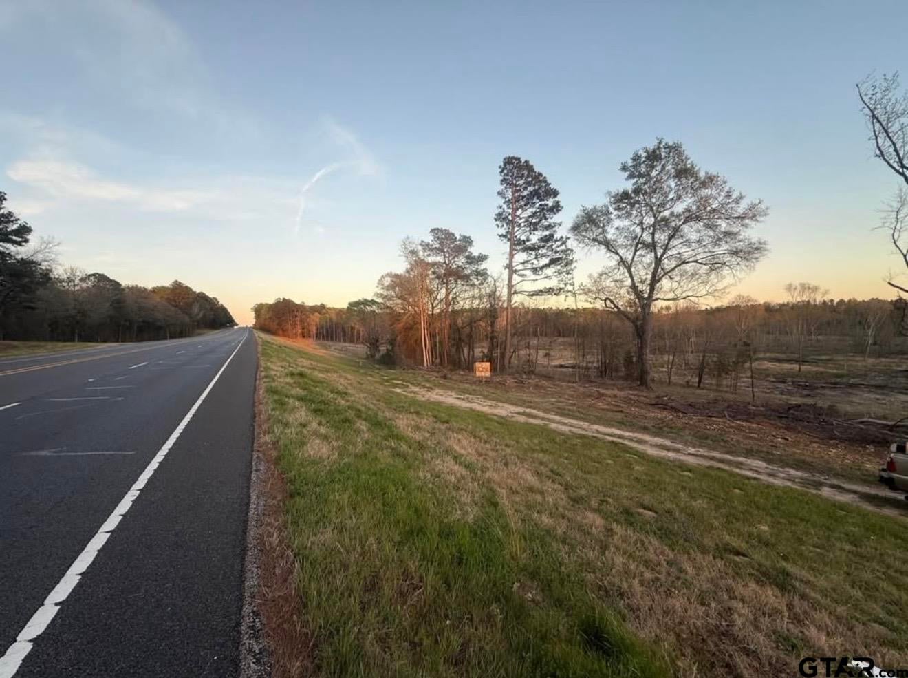 21016 HWY 31