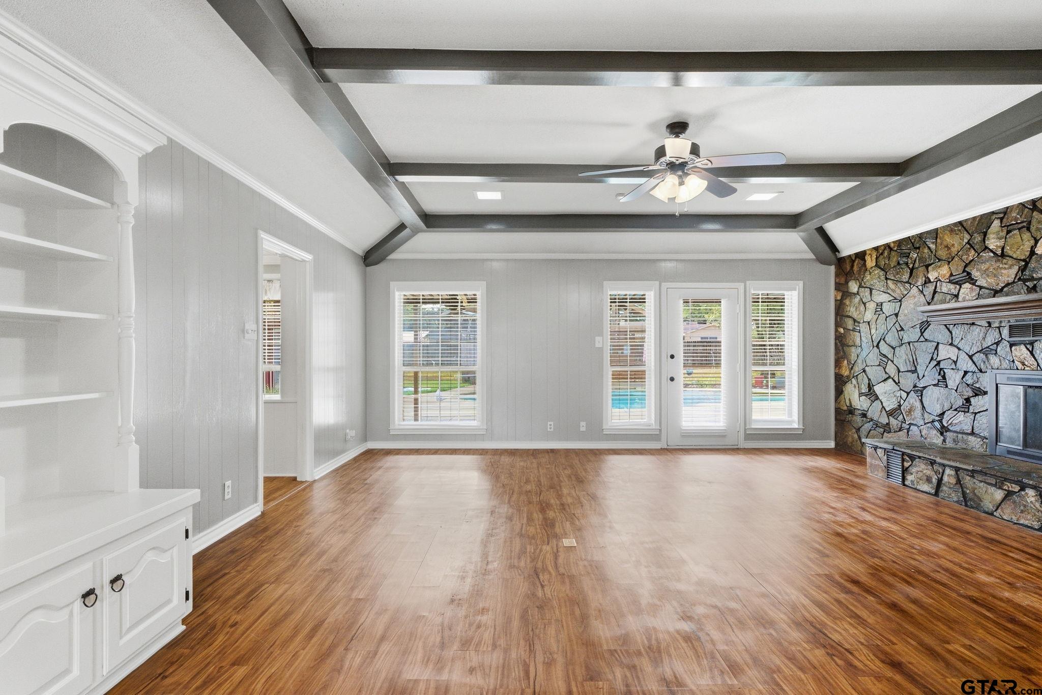 11206 Timber Creek Circle