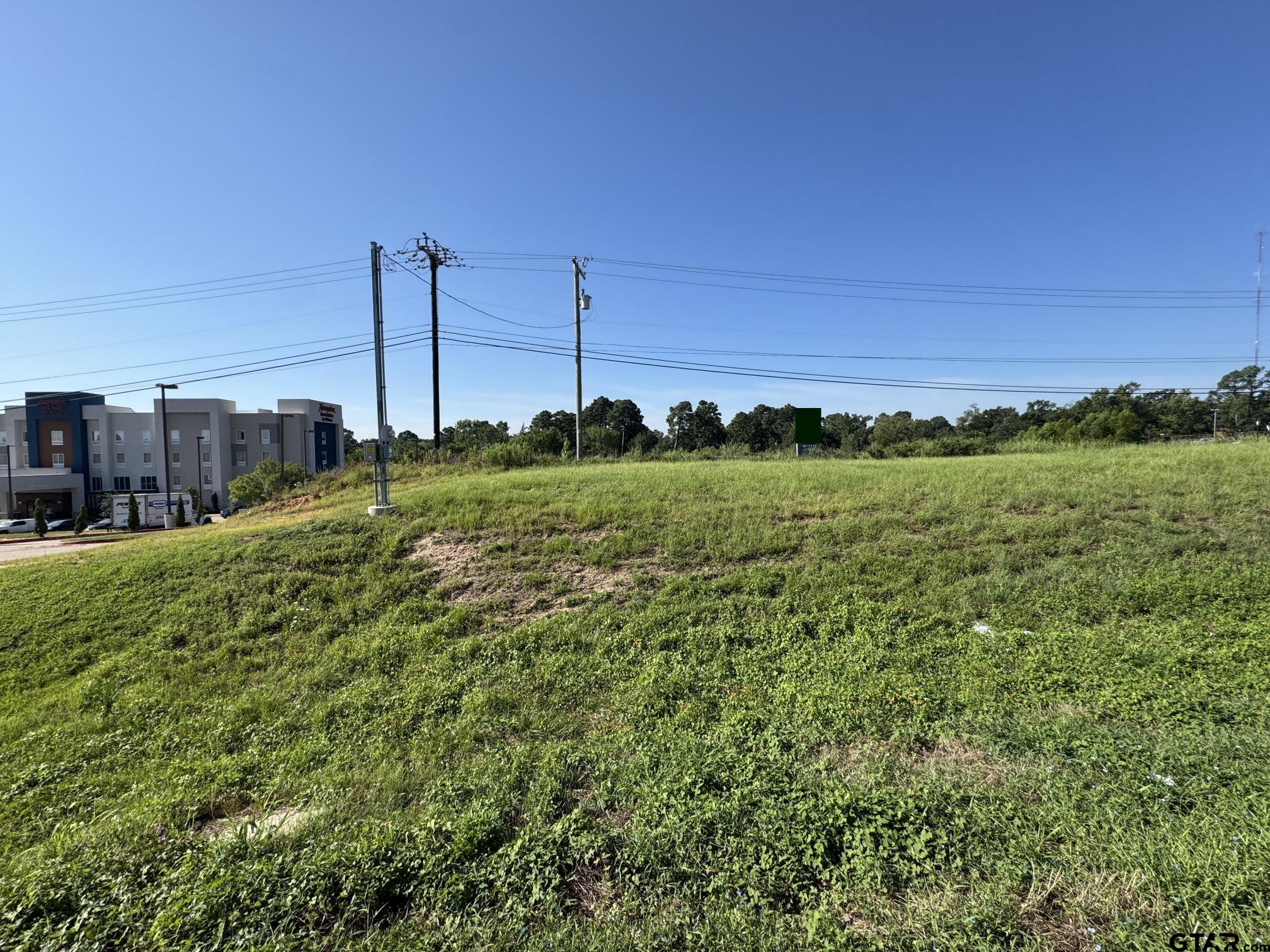2700 S Loop 256 Lot D