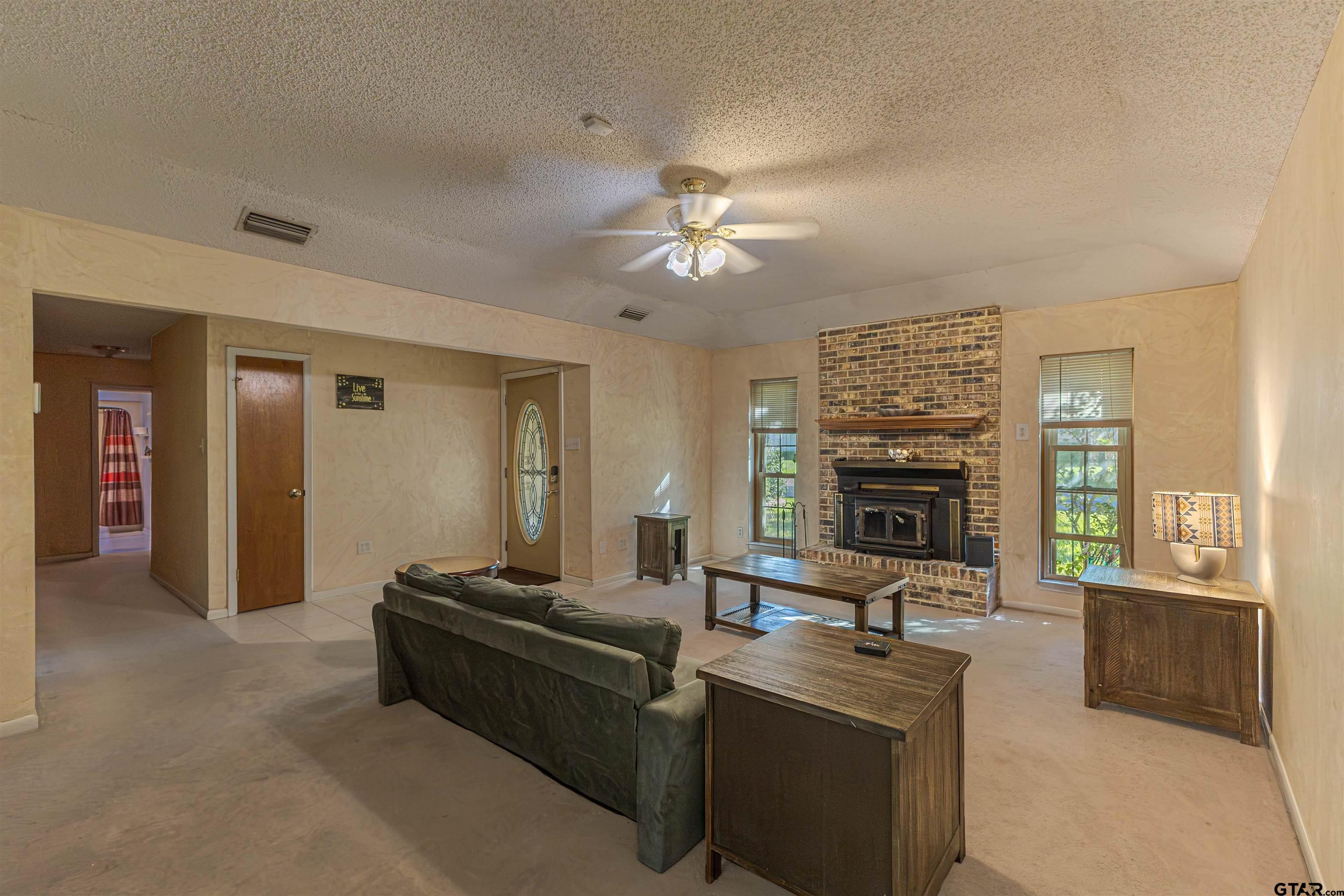 3863 Lamb Drive