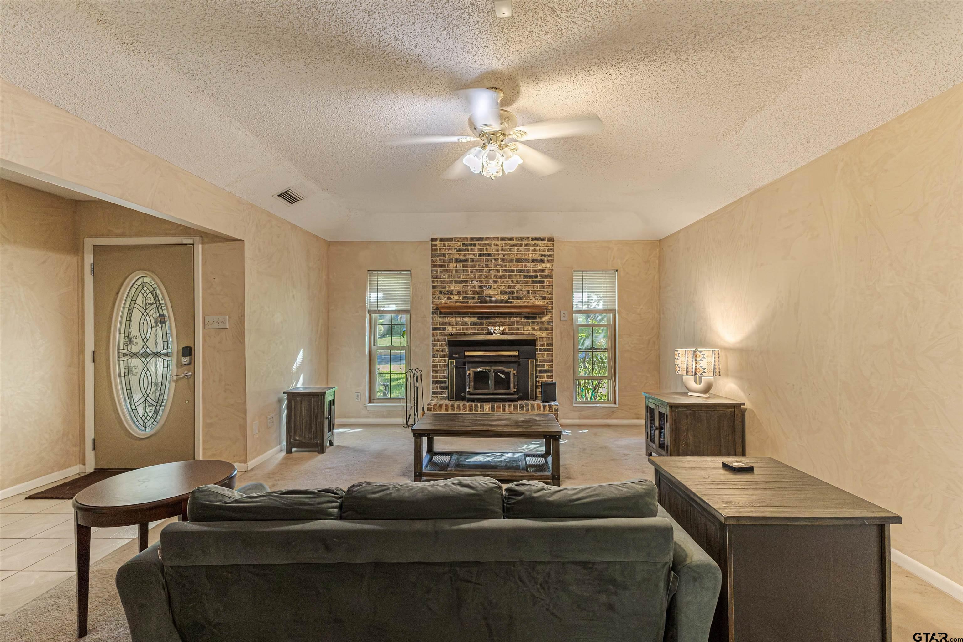 3863 Lamb Drive