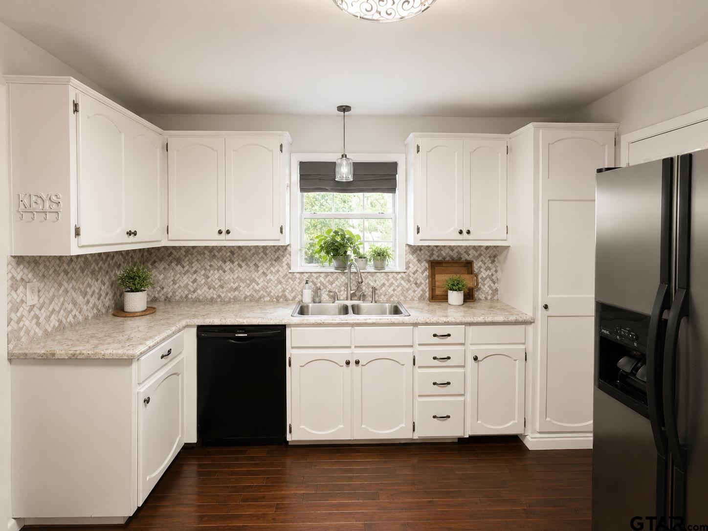 21249 MAIN ST CHANDLER