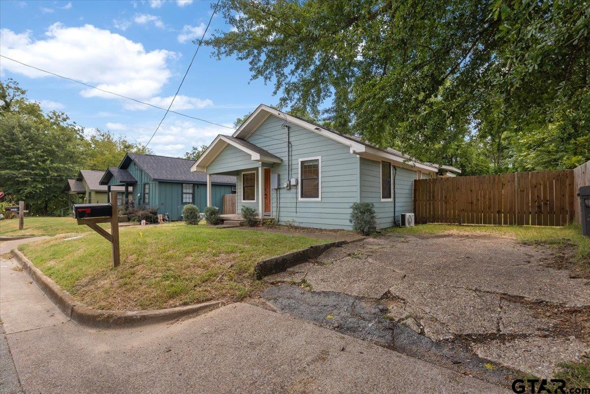 1006 Trezevant