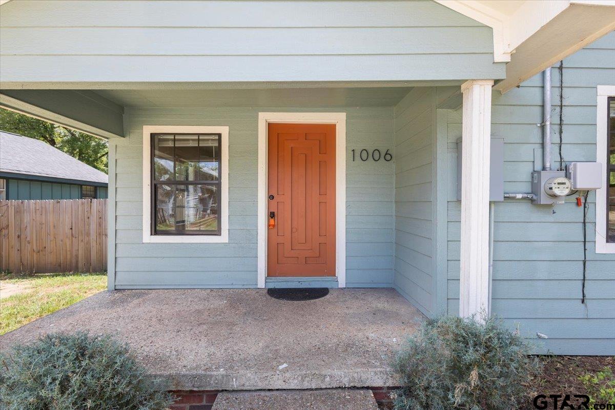 1006 Trezevant