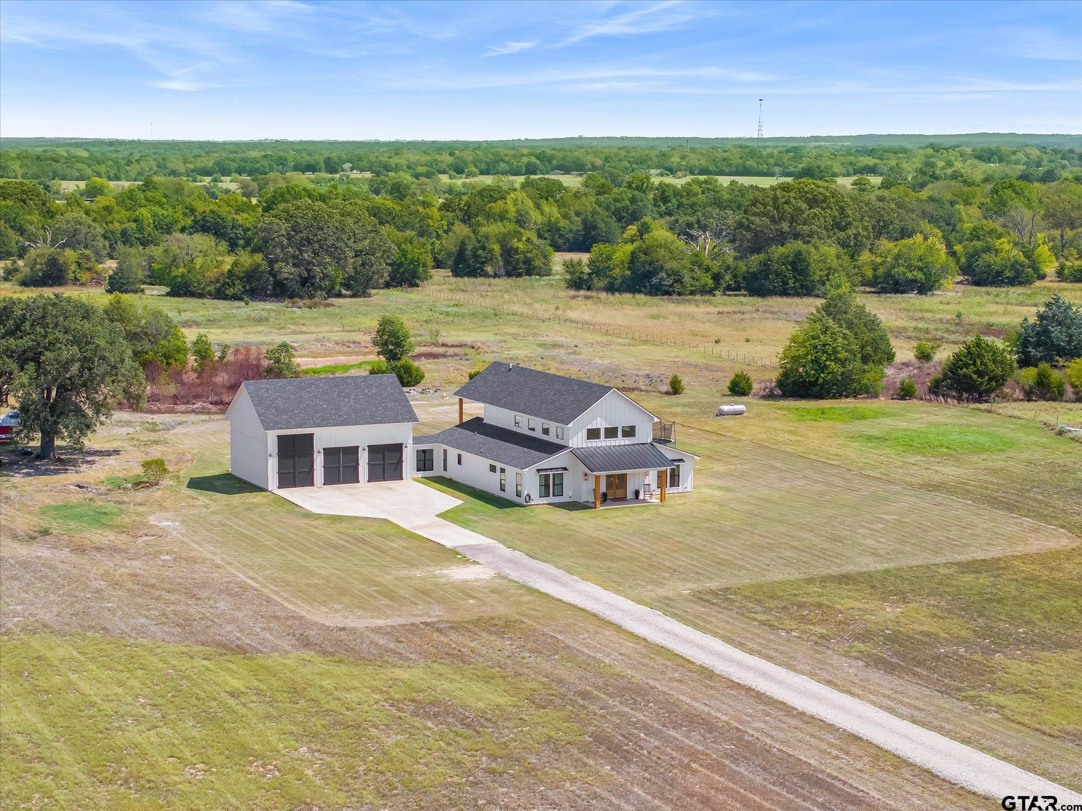 586 VZ County Road 1504