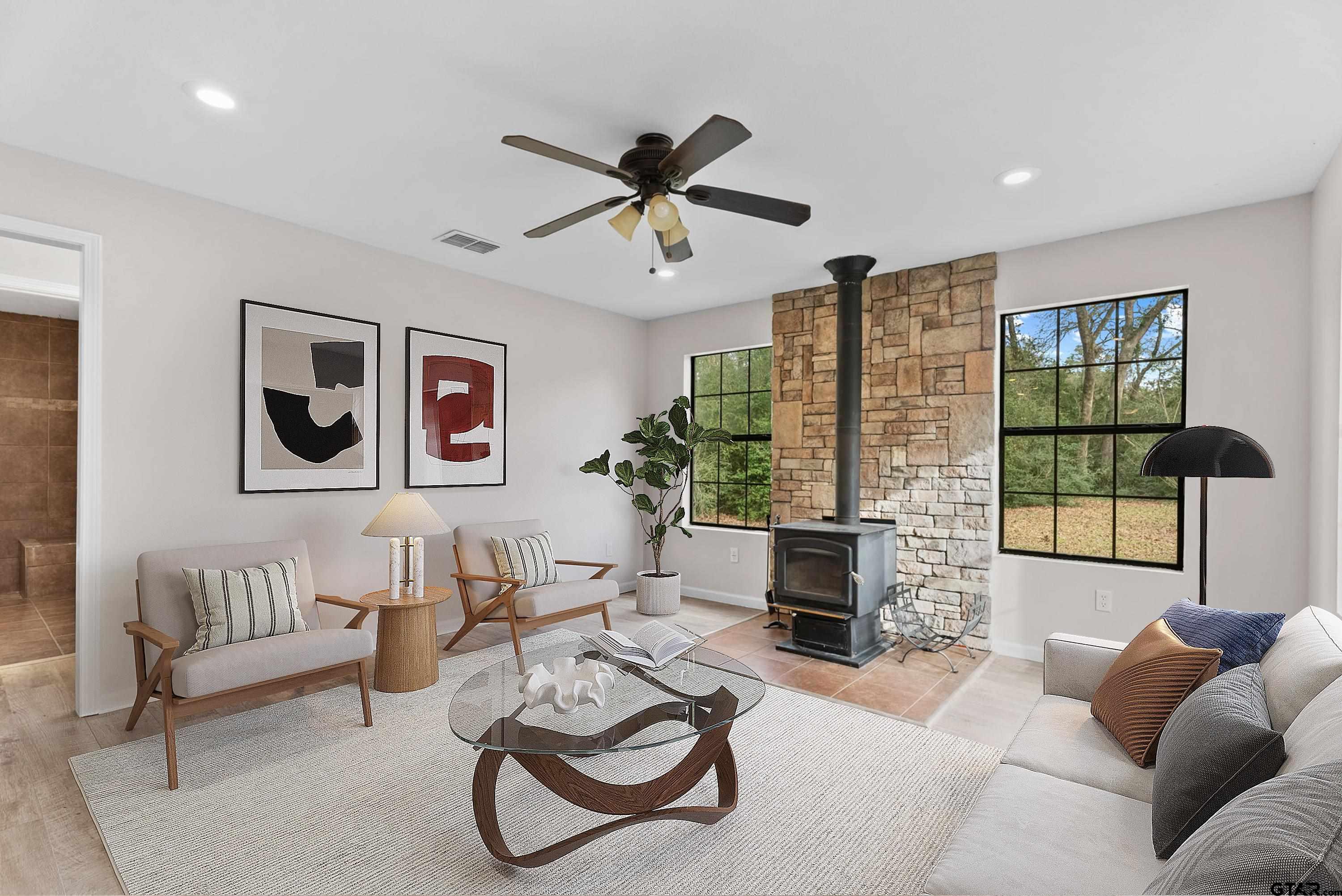 289 Private Road 7819