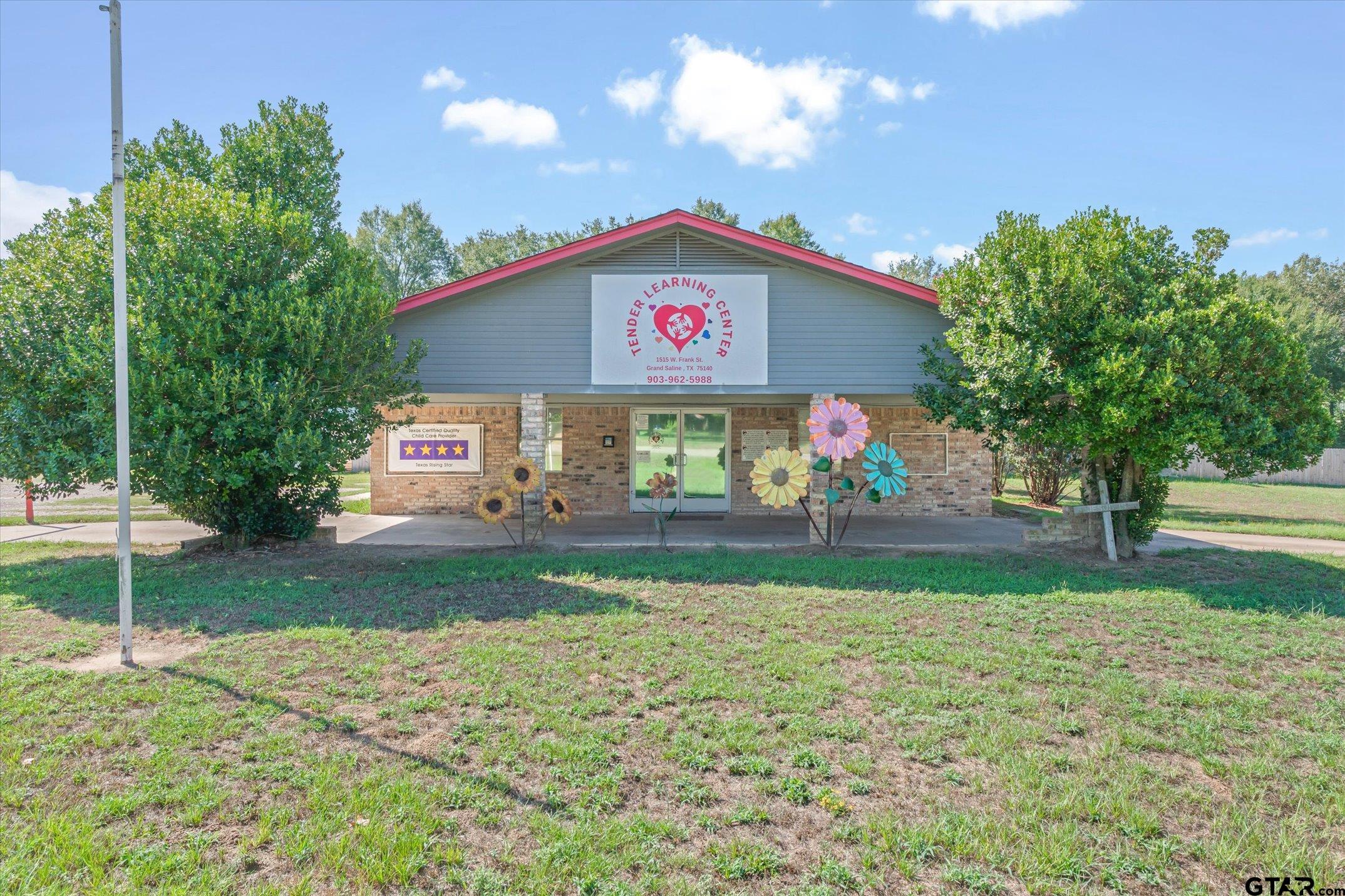 1515 W Frank St