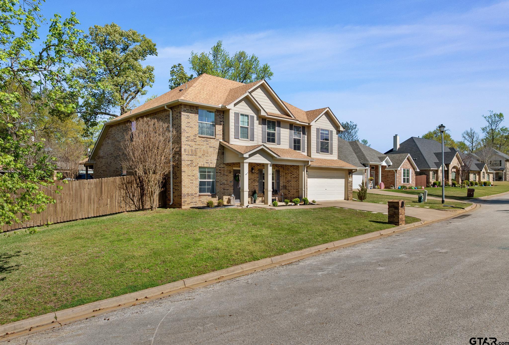 310 Rosebrook Cir