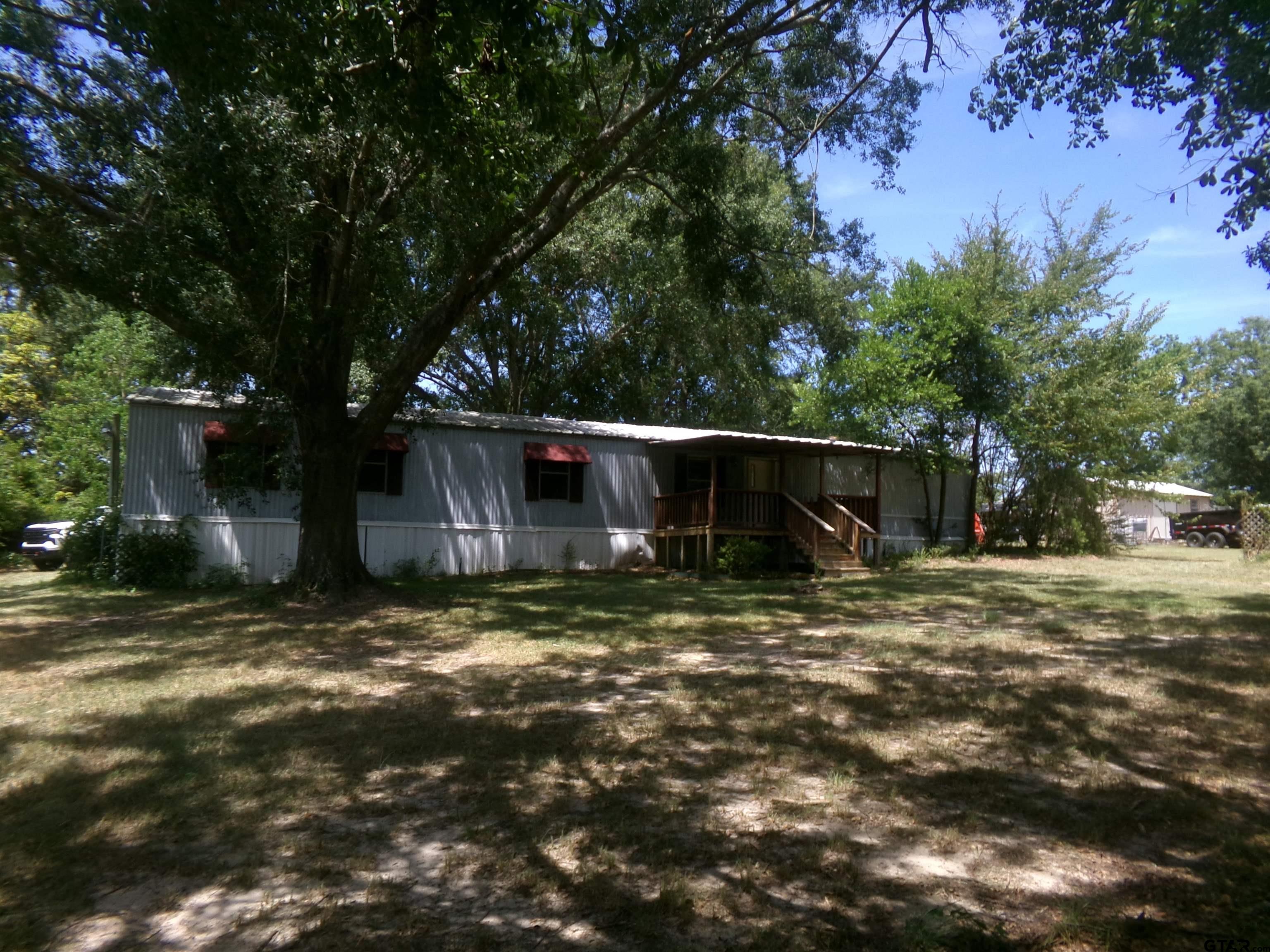 16761 Lakeview Cr