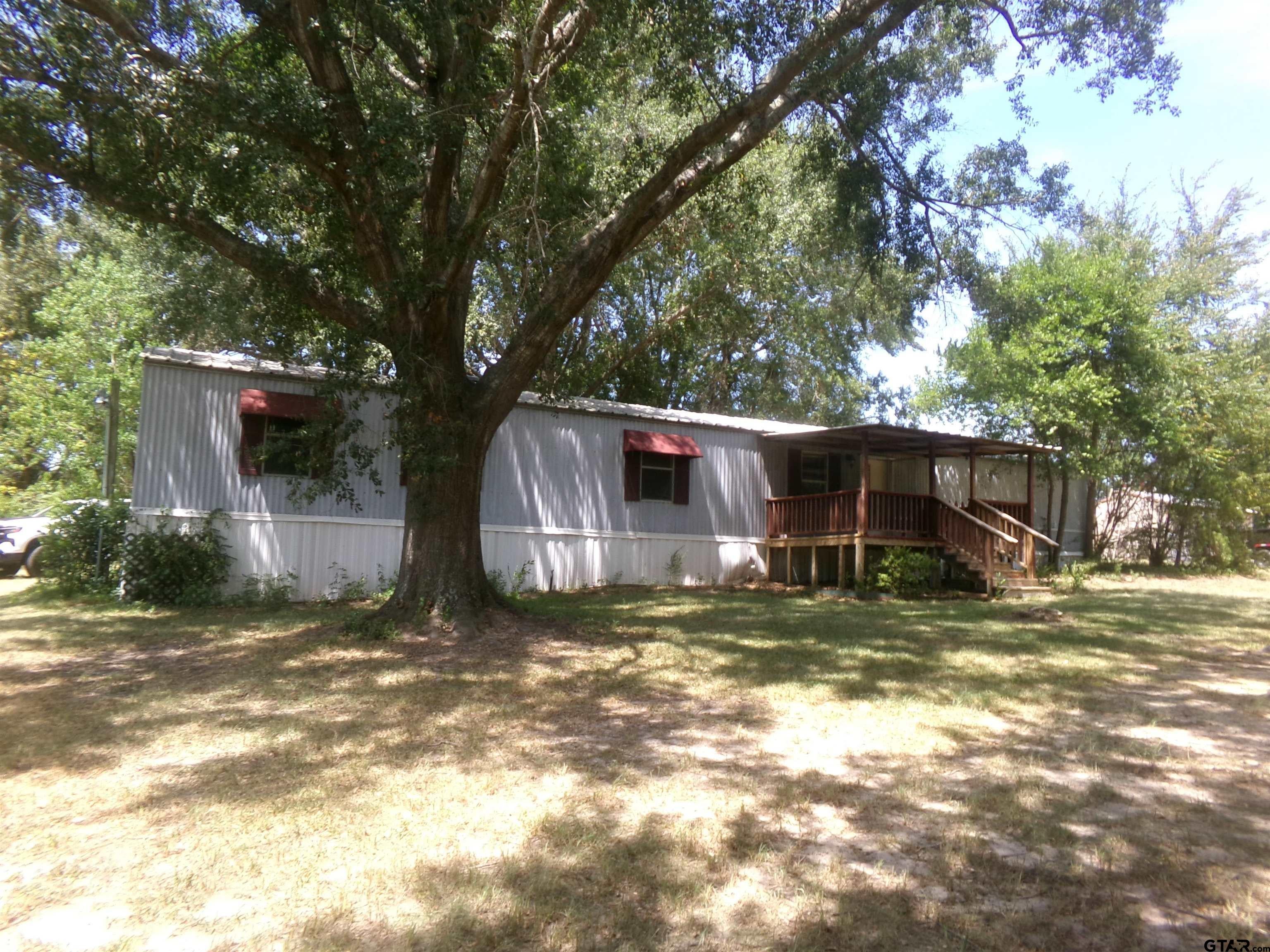 16761 Lakeview Cr