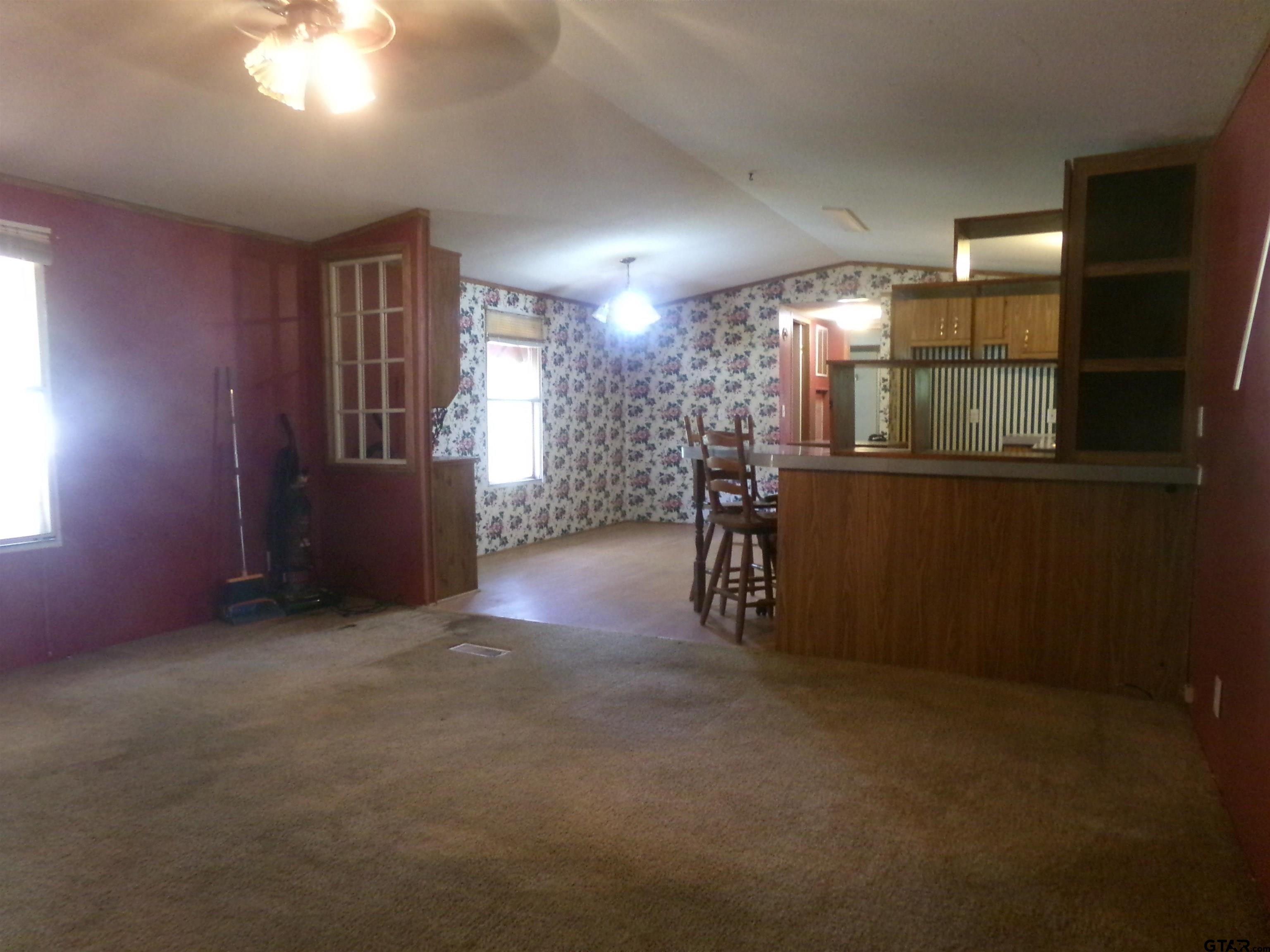 16761 Lakeview Cr