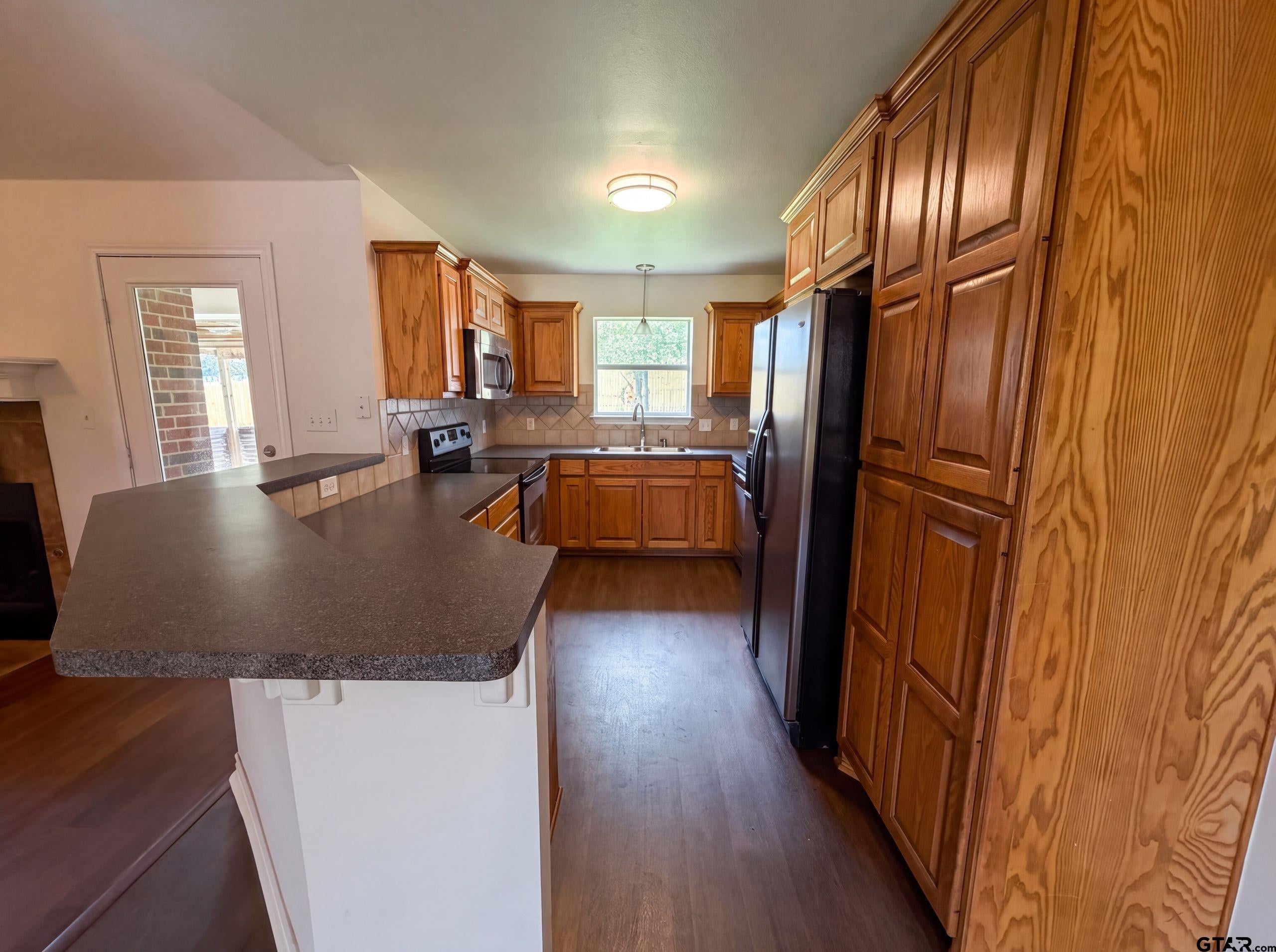 11239 Twin Spires Dr