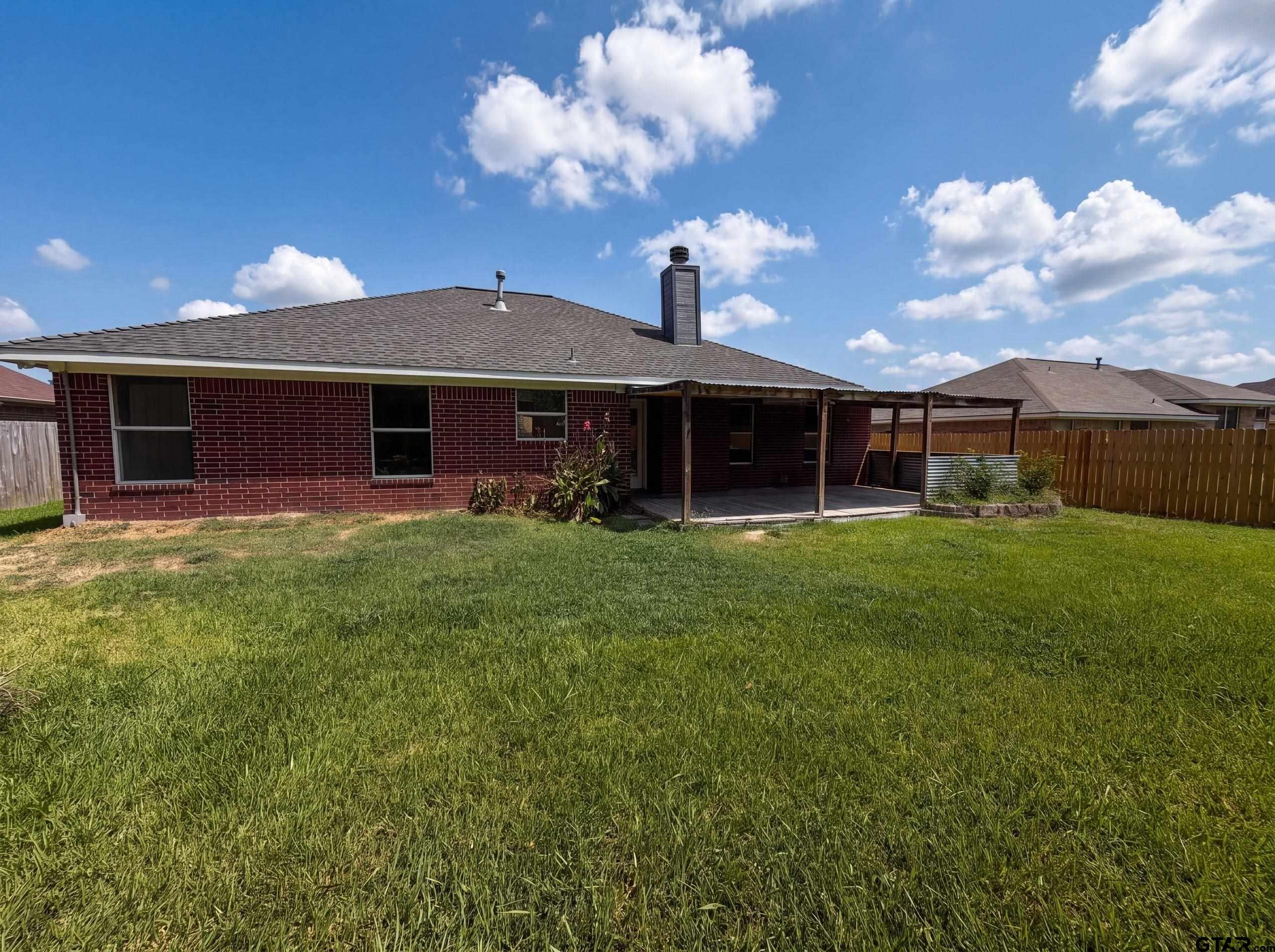 11239 Twin Spires Dr