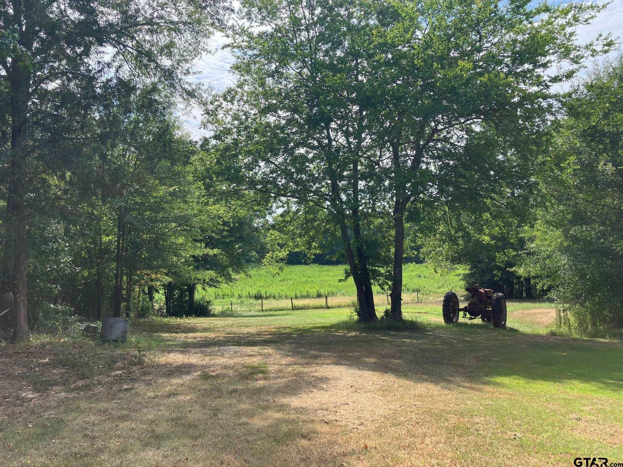 15 Acres County Road 4025