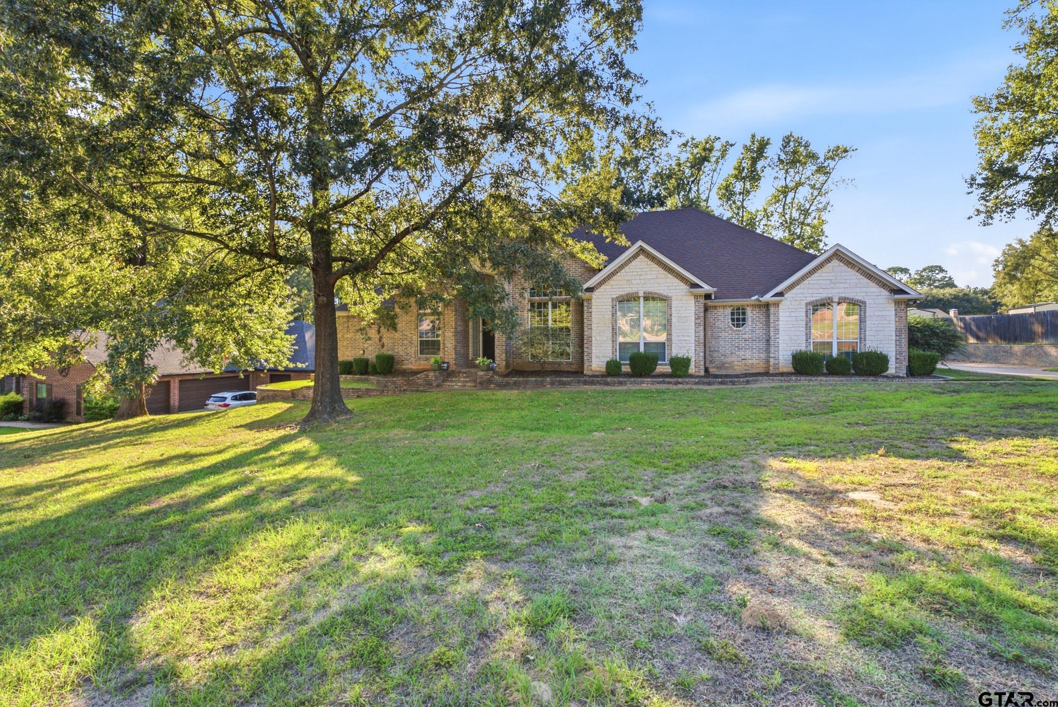 17190 West Lake Circle