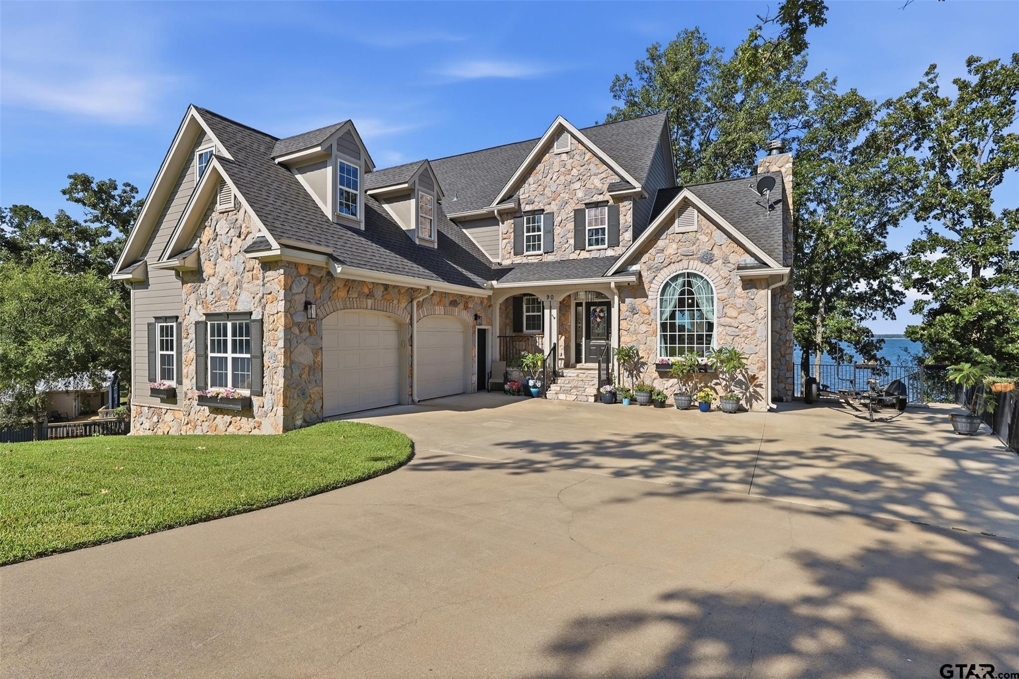 90 County Road 2607