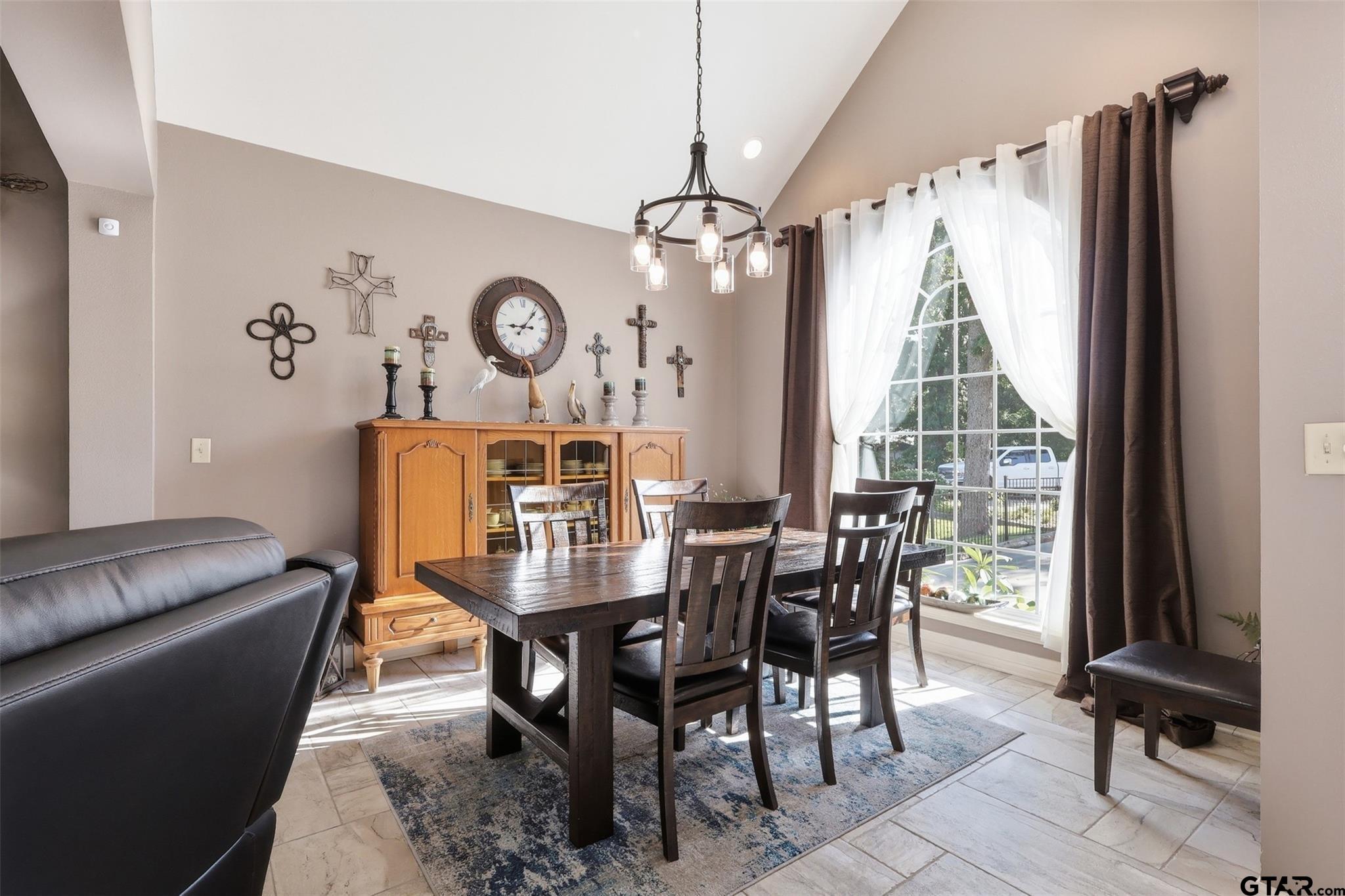 90 County Road 2607