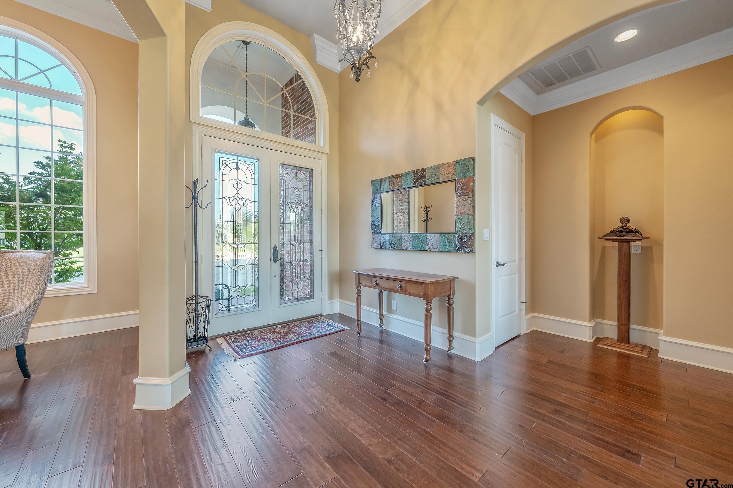 173 FAIRWAY DR