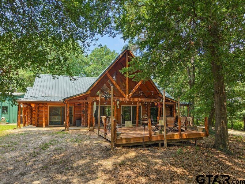 2226 Holly Road