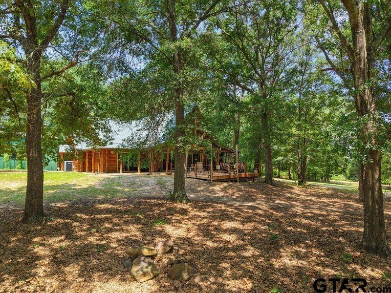 2226 Holly Road