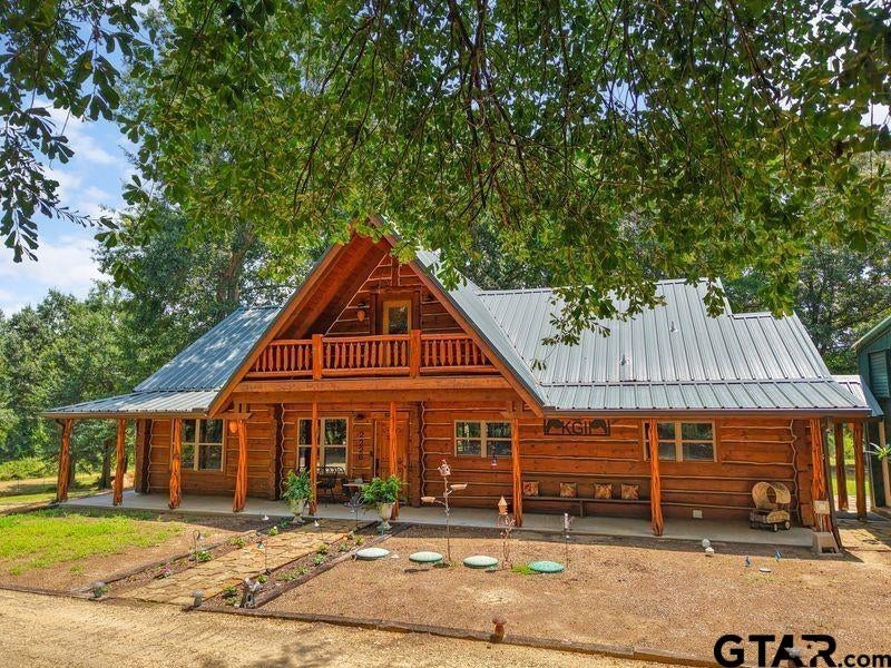 2226 Holly Road