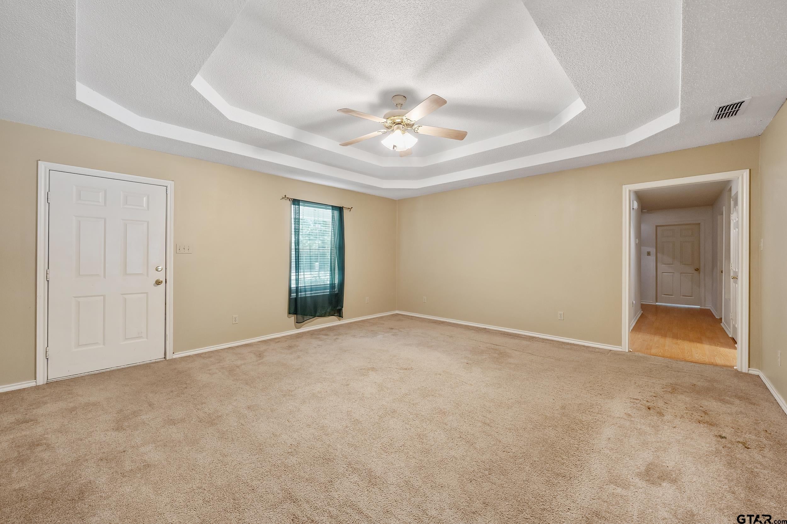 19393 County Road 2176