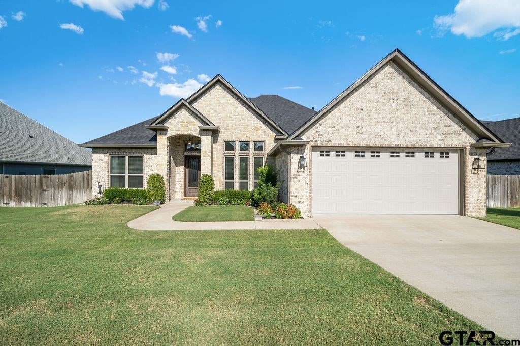 7264 Medio Creek