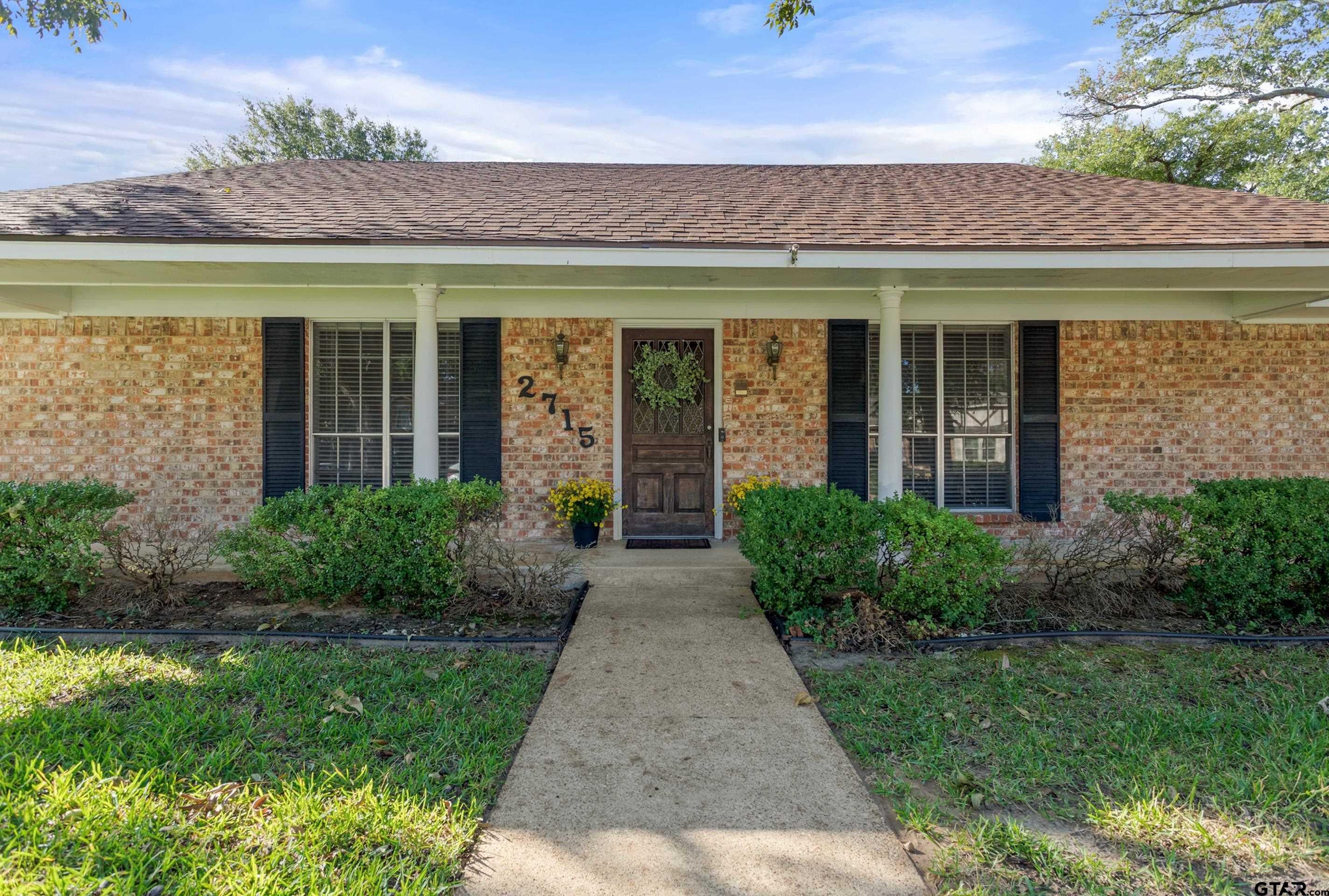 2715 Rockbridge