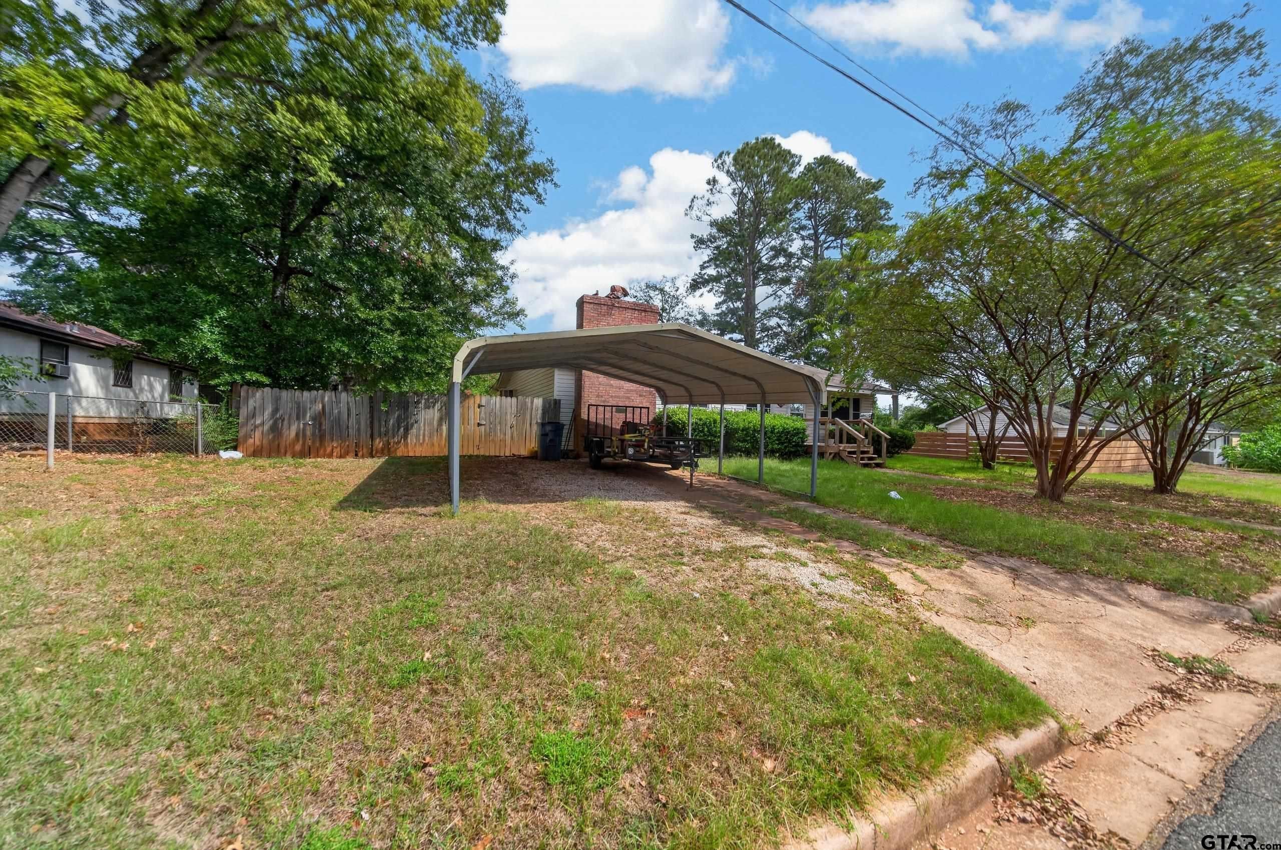 718 Love Avenue