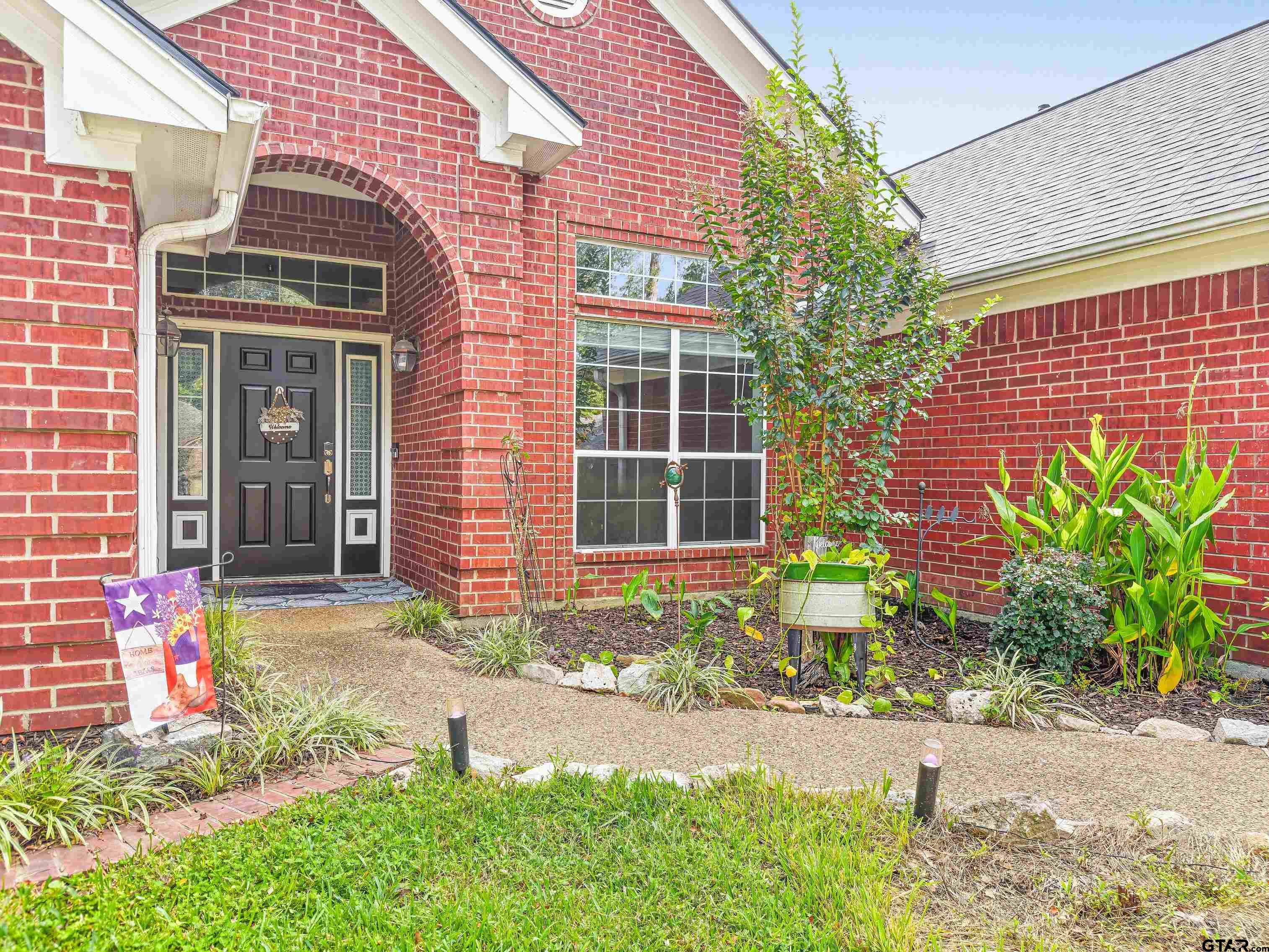 11237 Willow Oak Ln