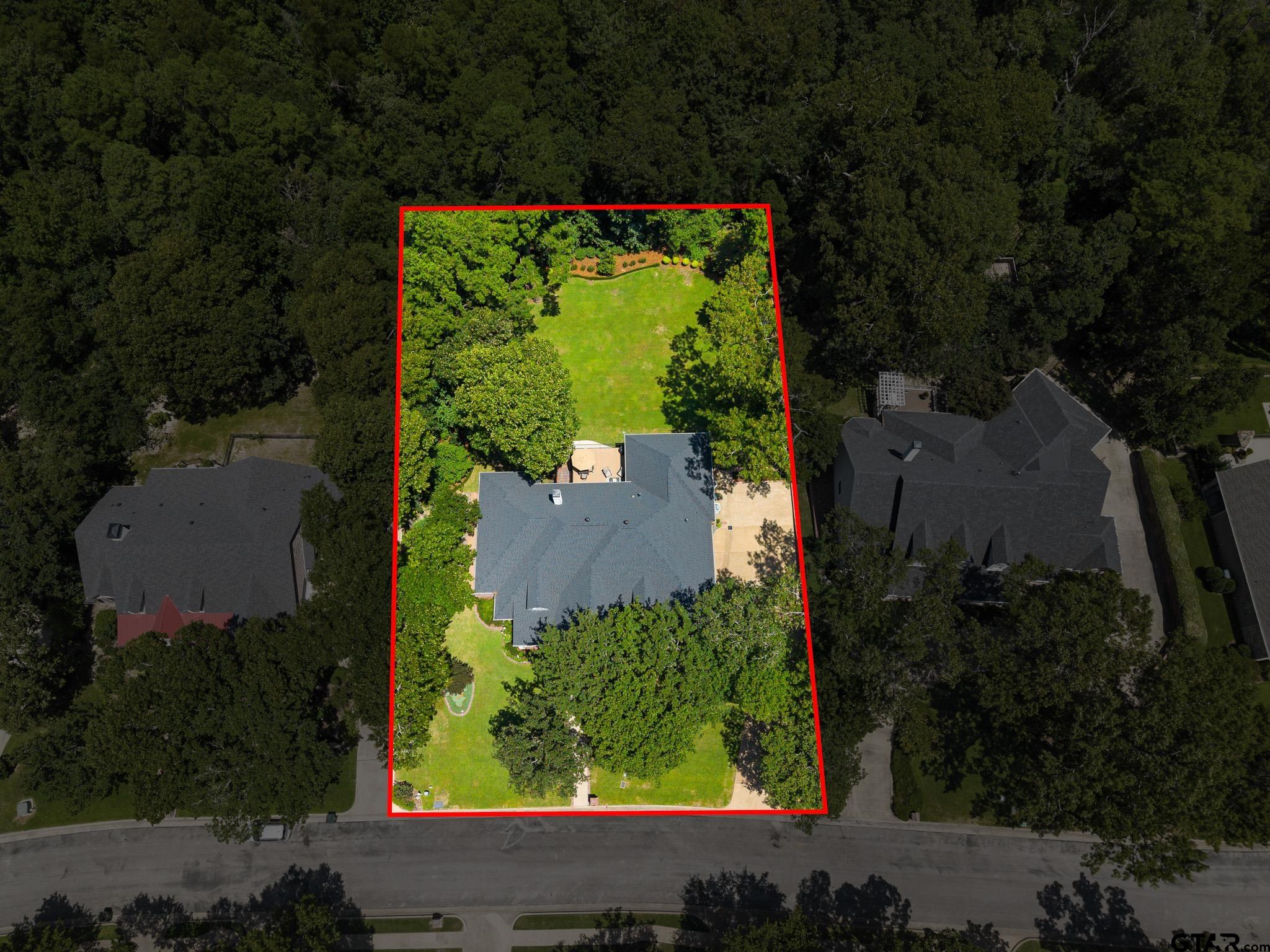 2075 Stonegate Valley Dr