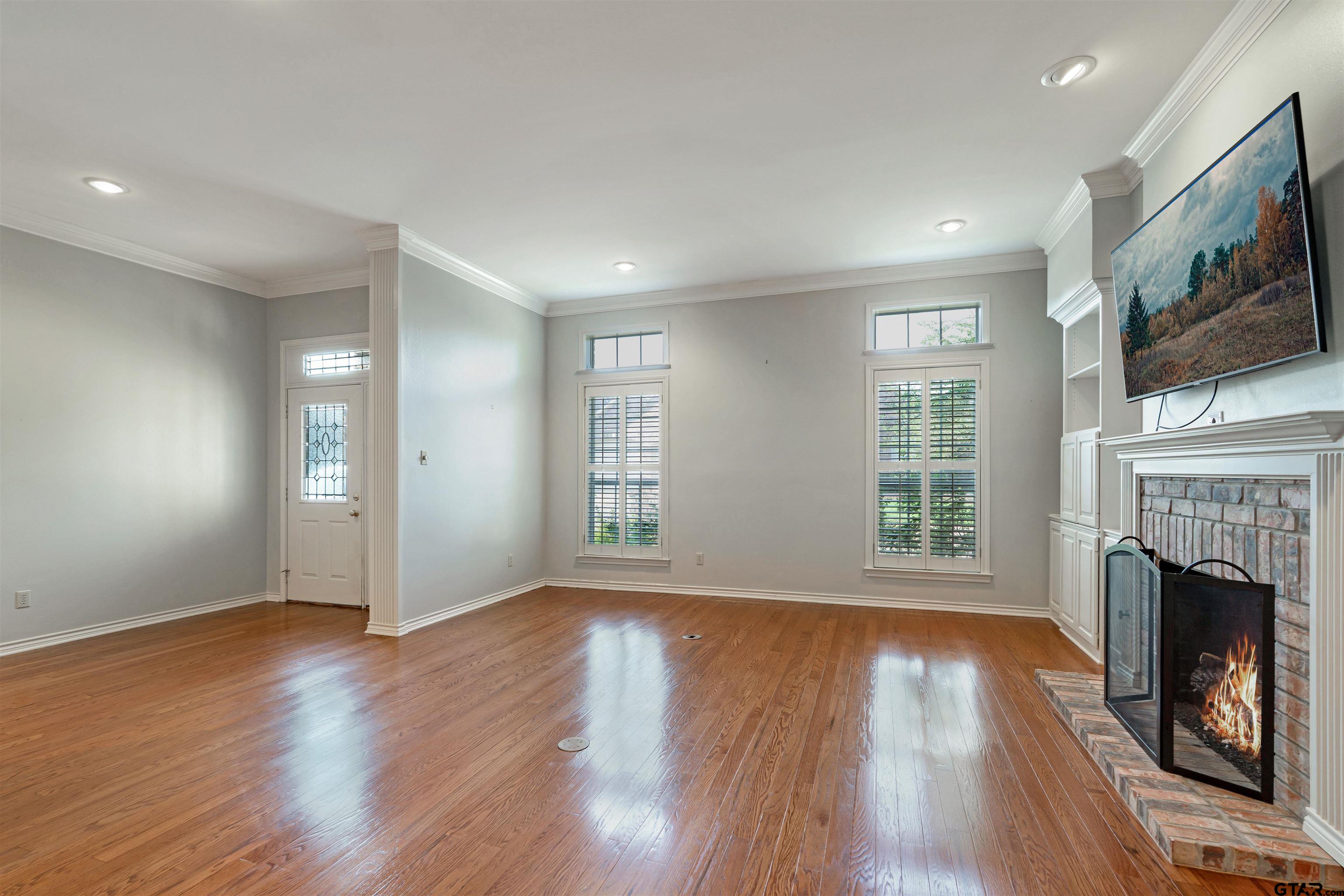406 Brighton Court