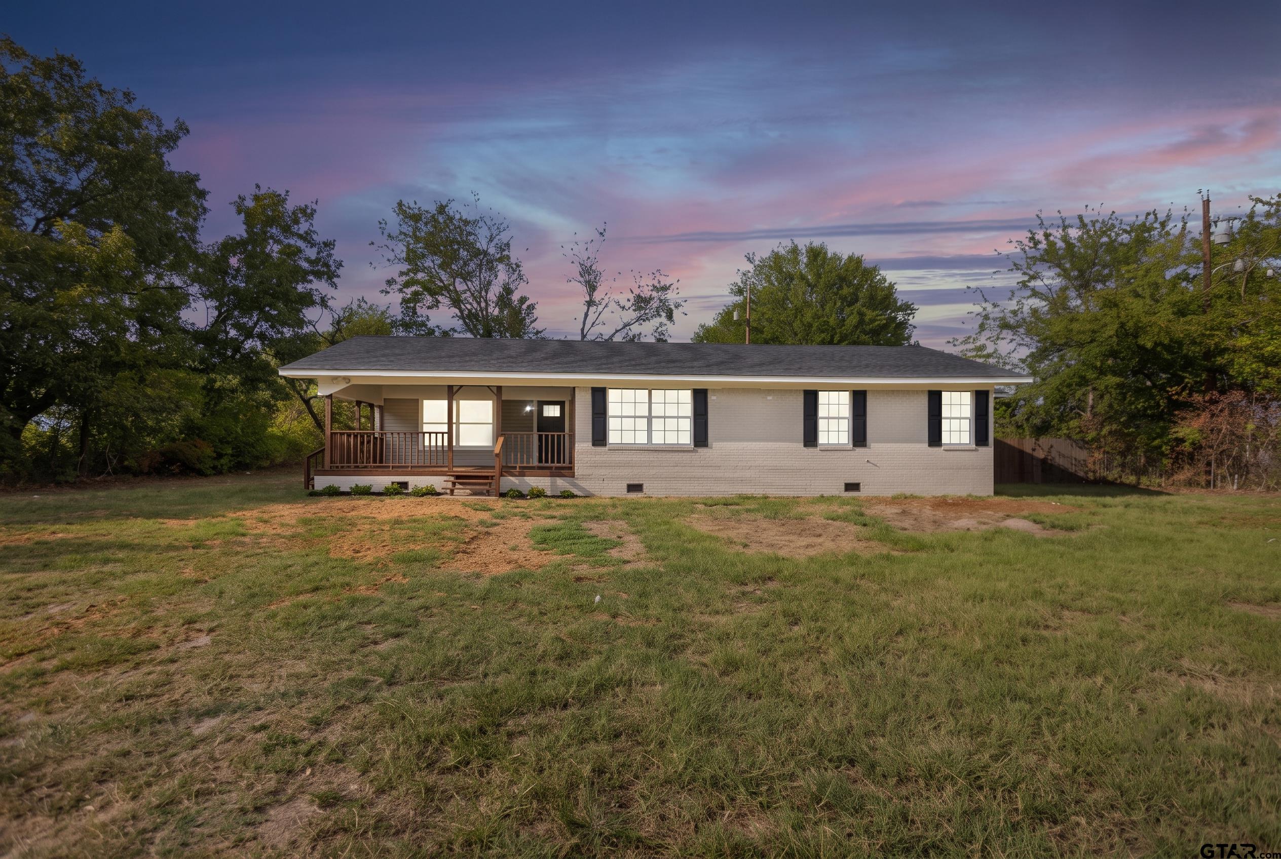 798 Mallory St